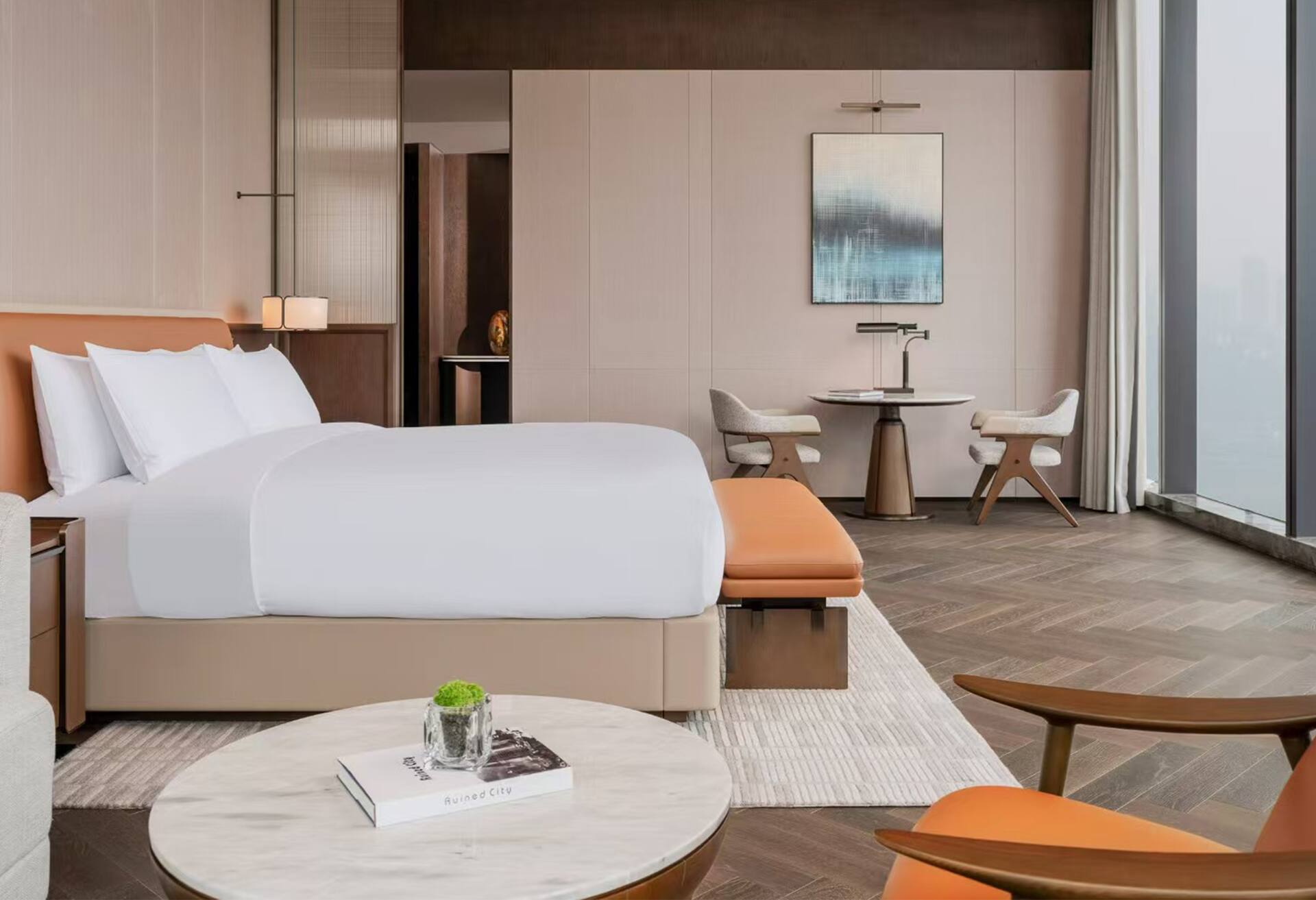 King Junior Suite City View