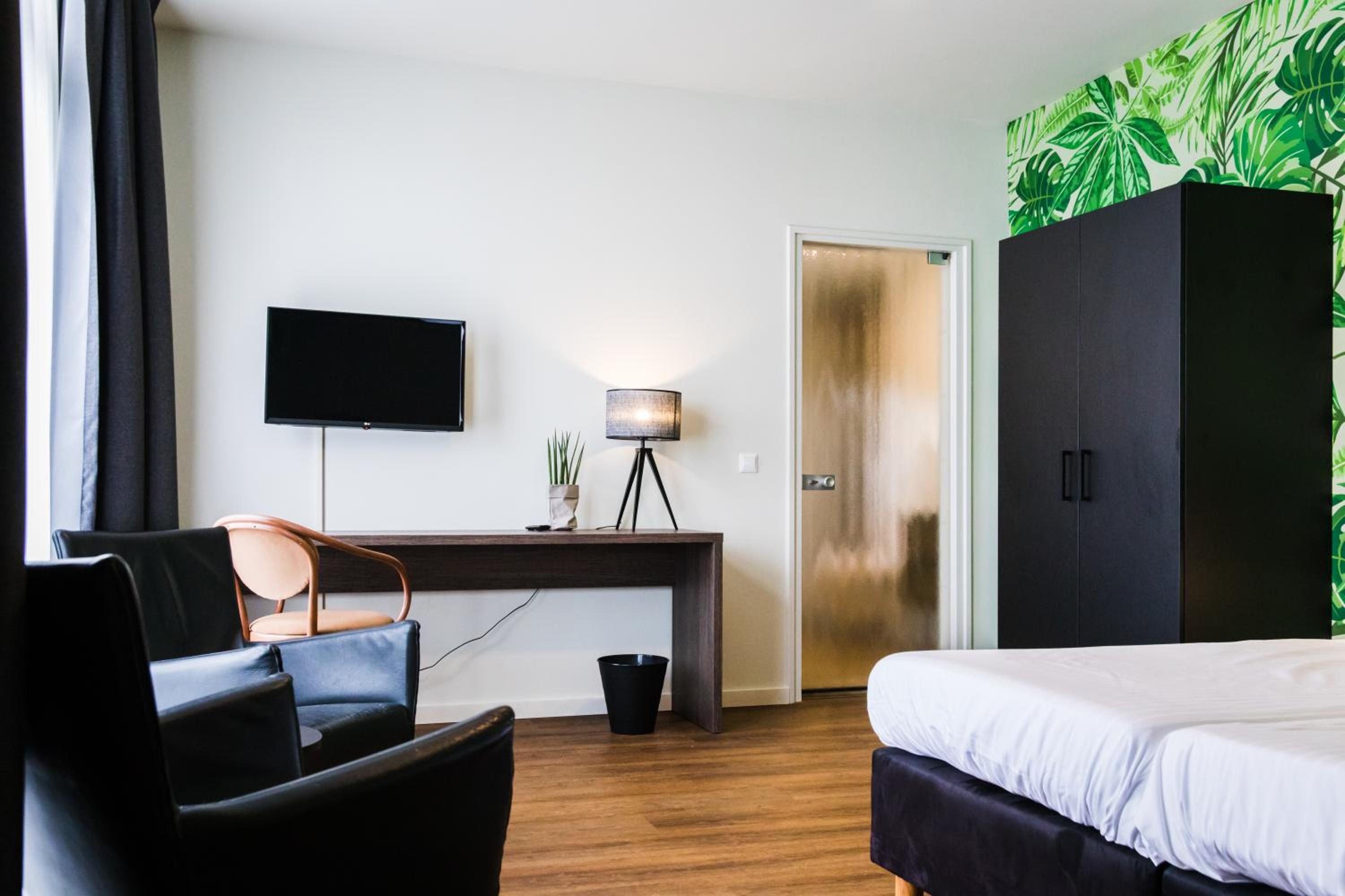 Double Room with Balcony photo 2