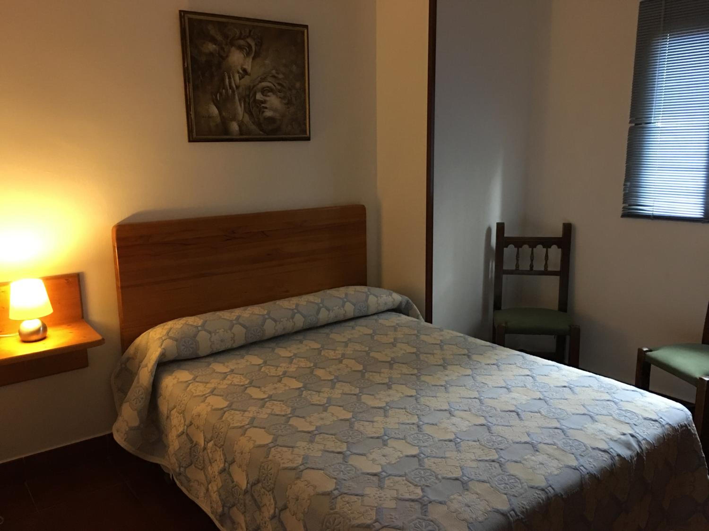 Double Room - Photo 2