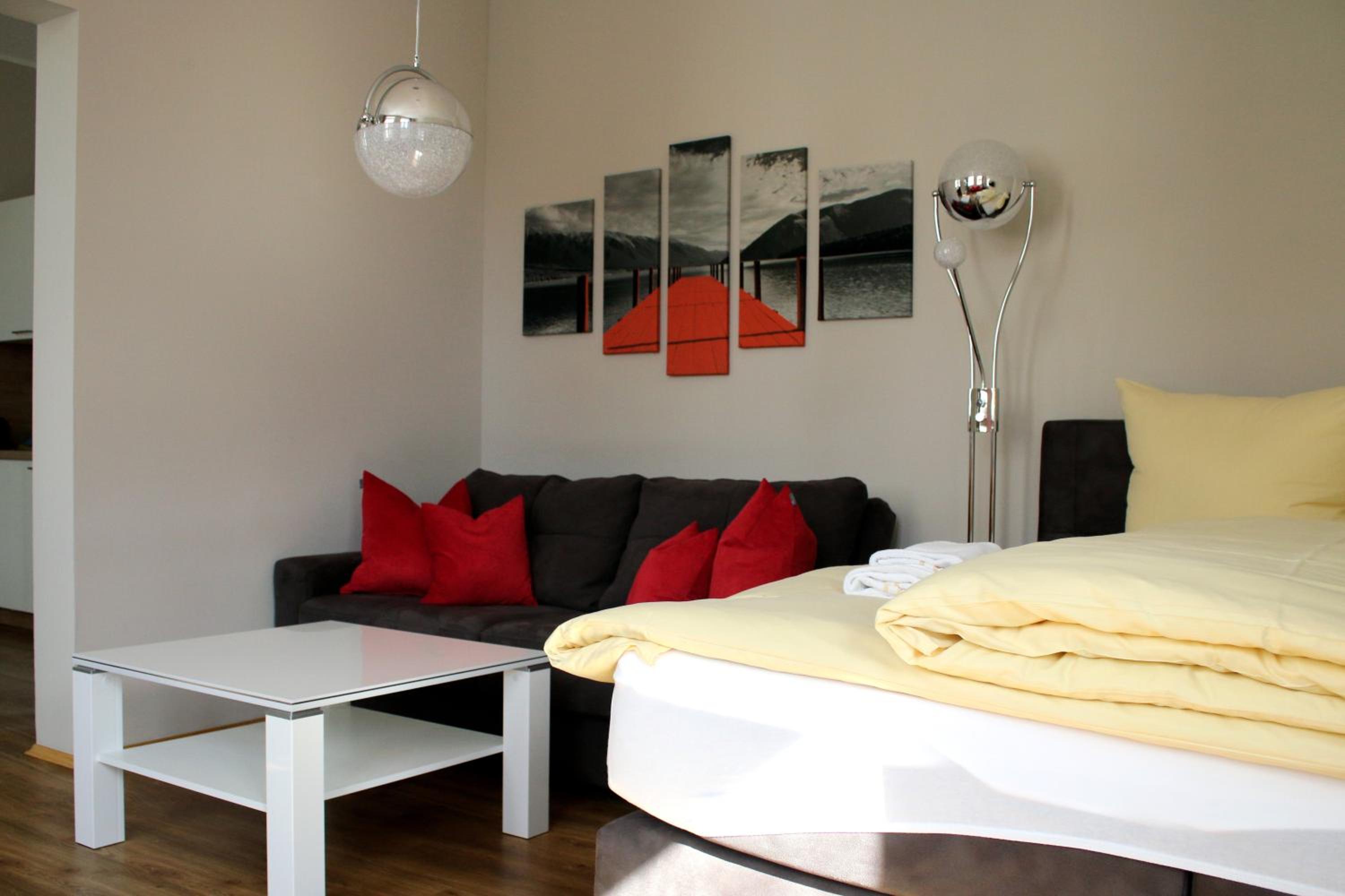 Apartment with Terrace photo 3