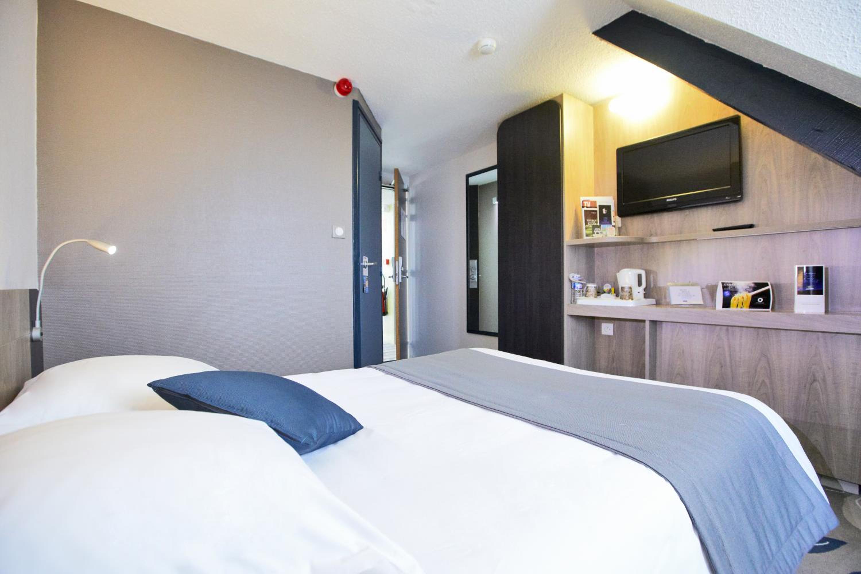 Double Room - Photo 4