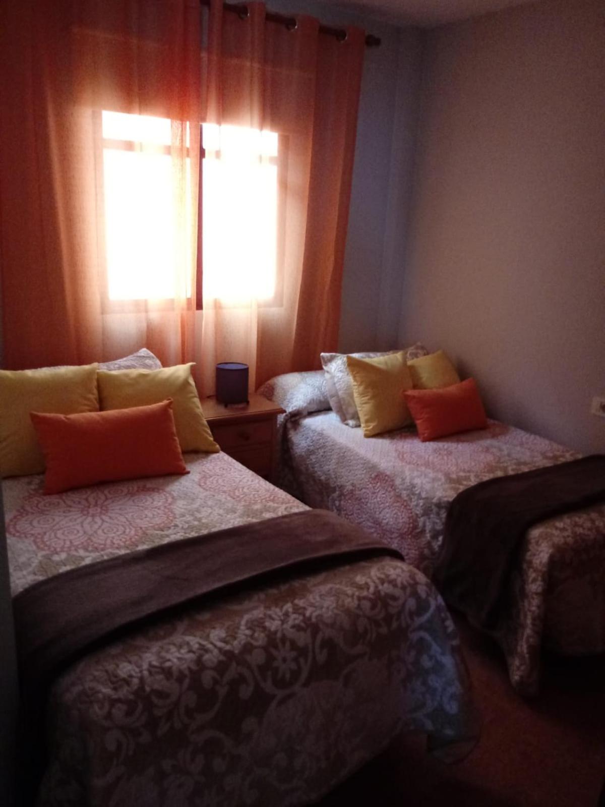 Apartamento con Balcón