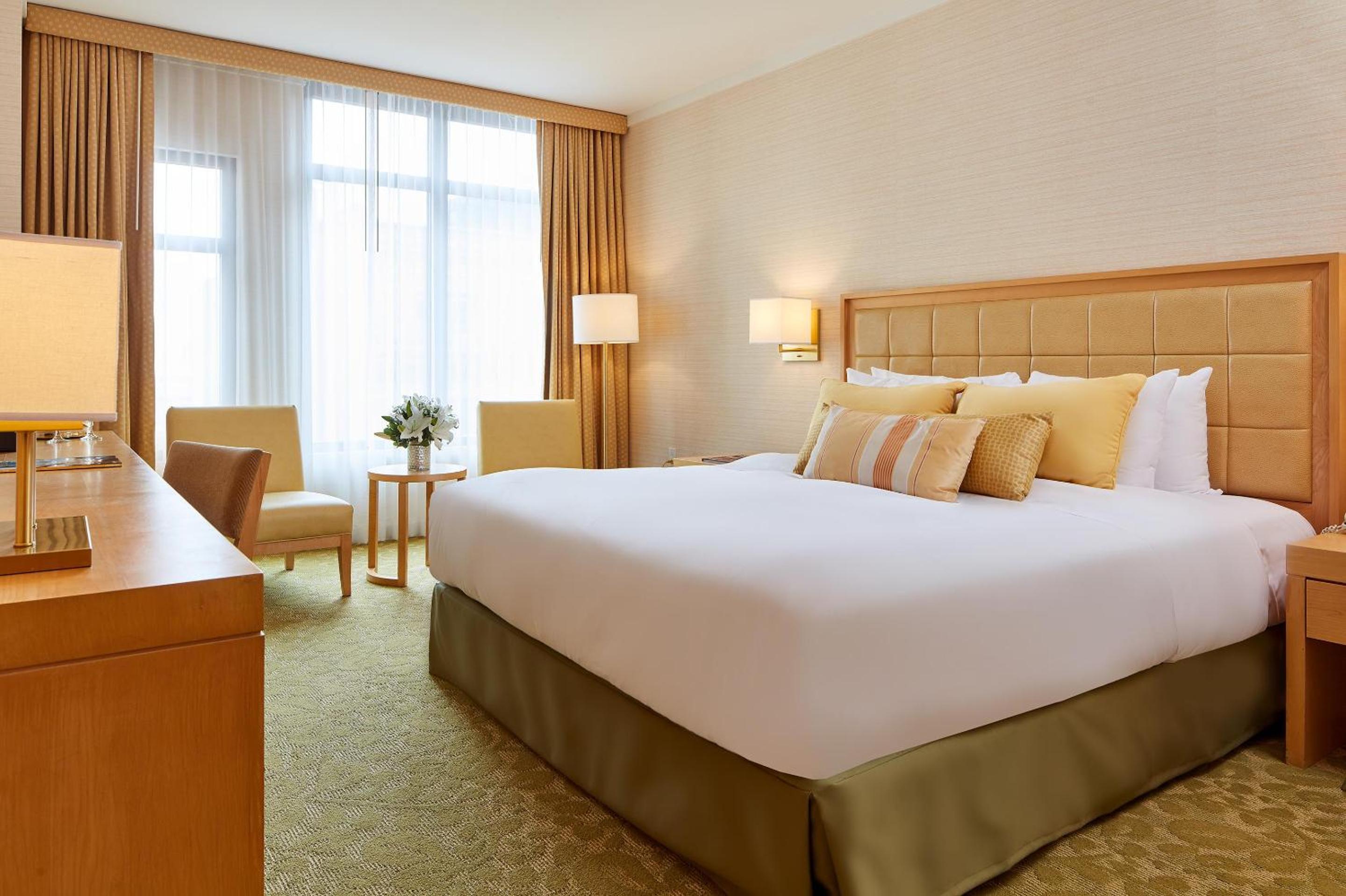 Superior King Room - Photo 1