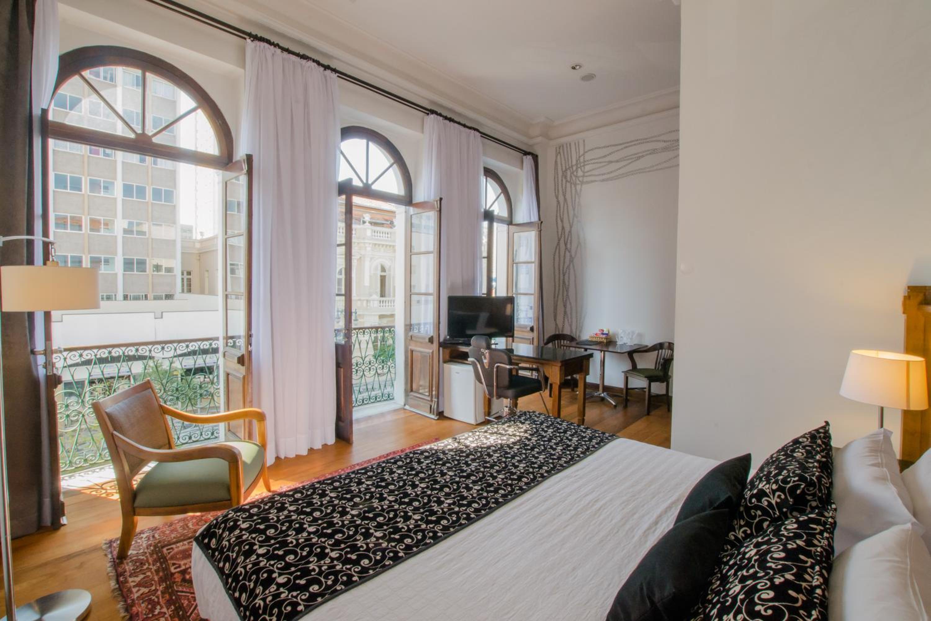 Hotel Johnscher by SJ - San Juan Curitiba — Suite