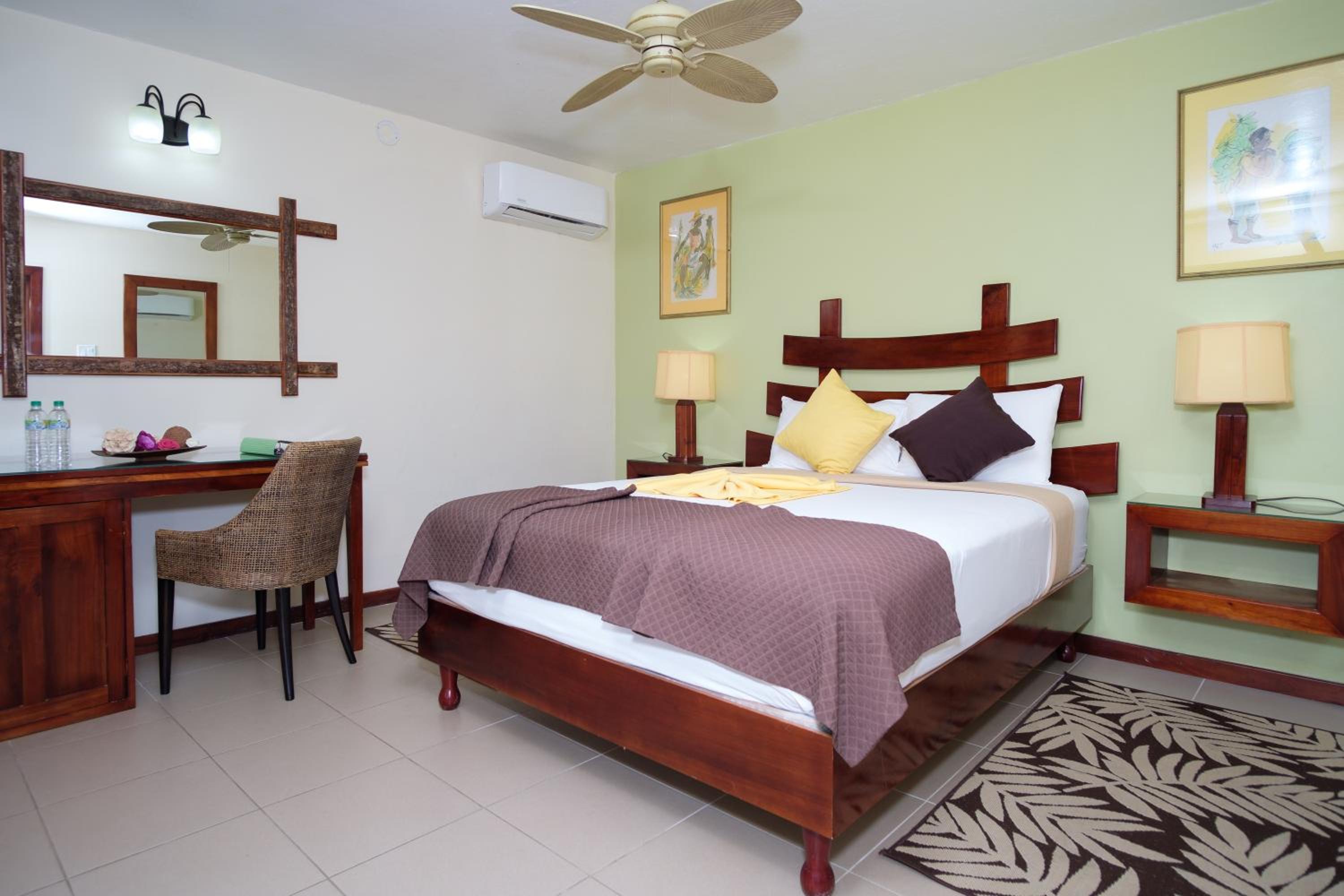 Junior Suite with Sea View photo 2