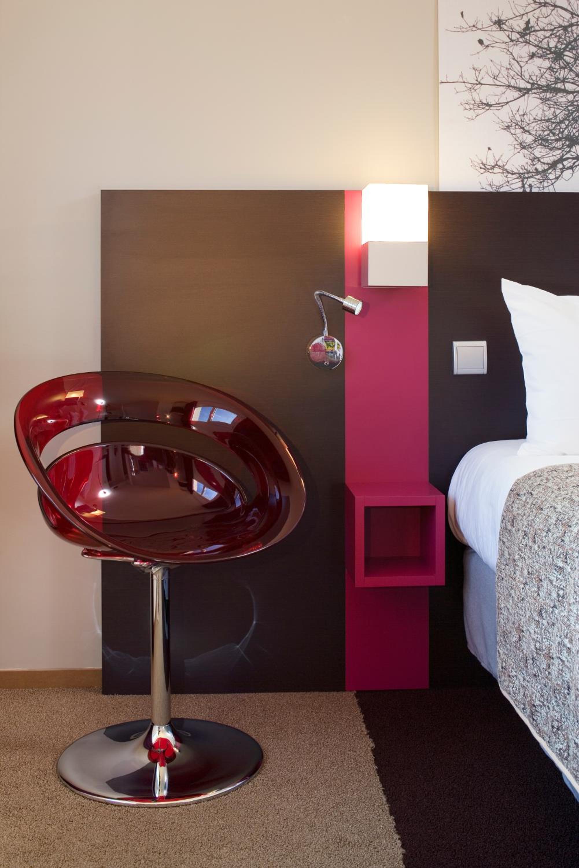 Classic Twin Room - Photo 3