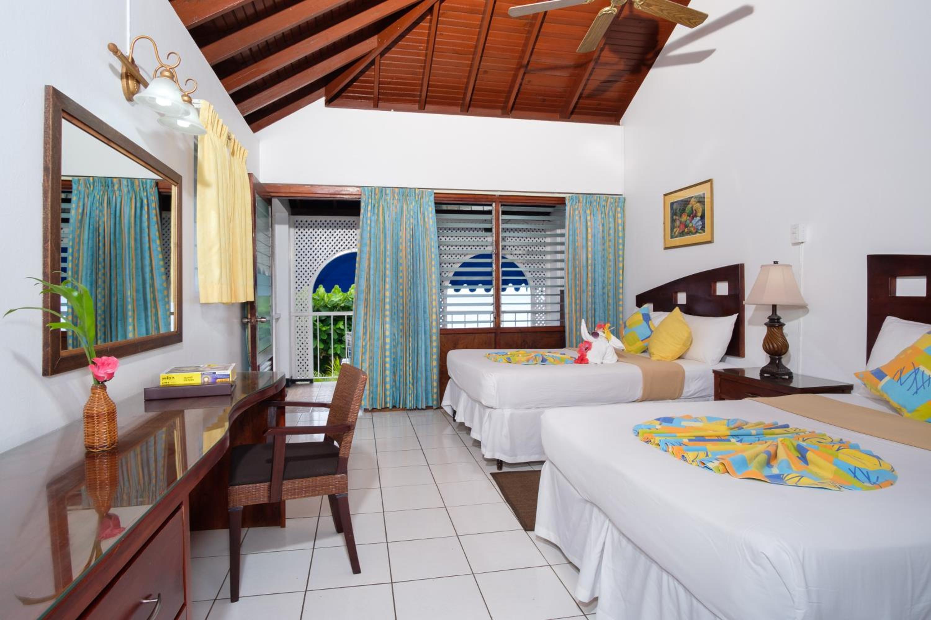 Standard Double or Twin Room photo 2
