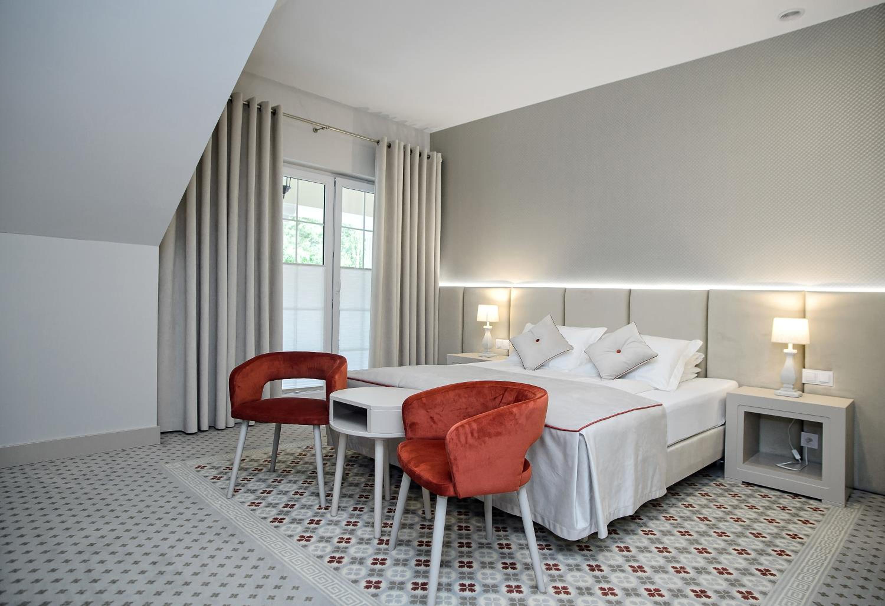 Deluxe Double Room with Balcony - Photo 1