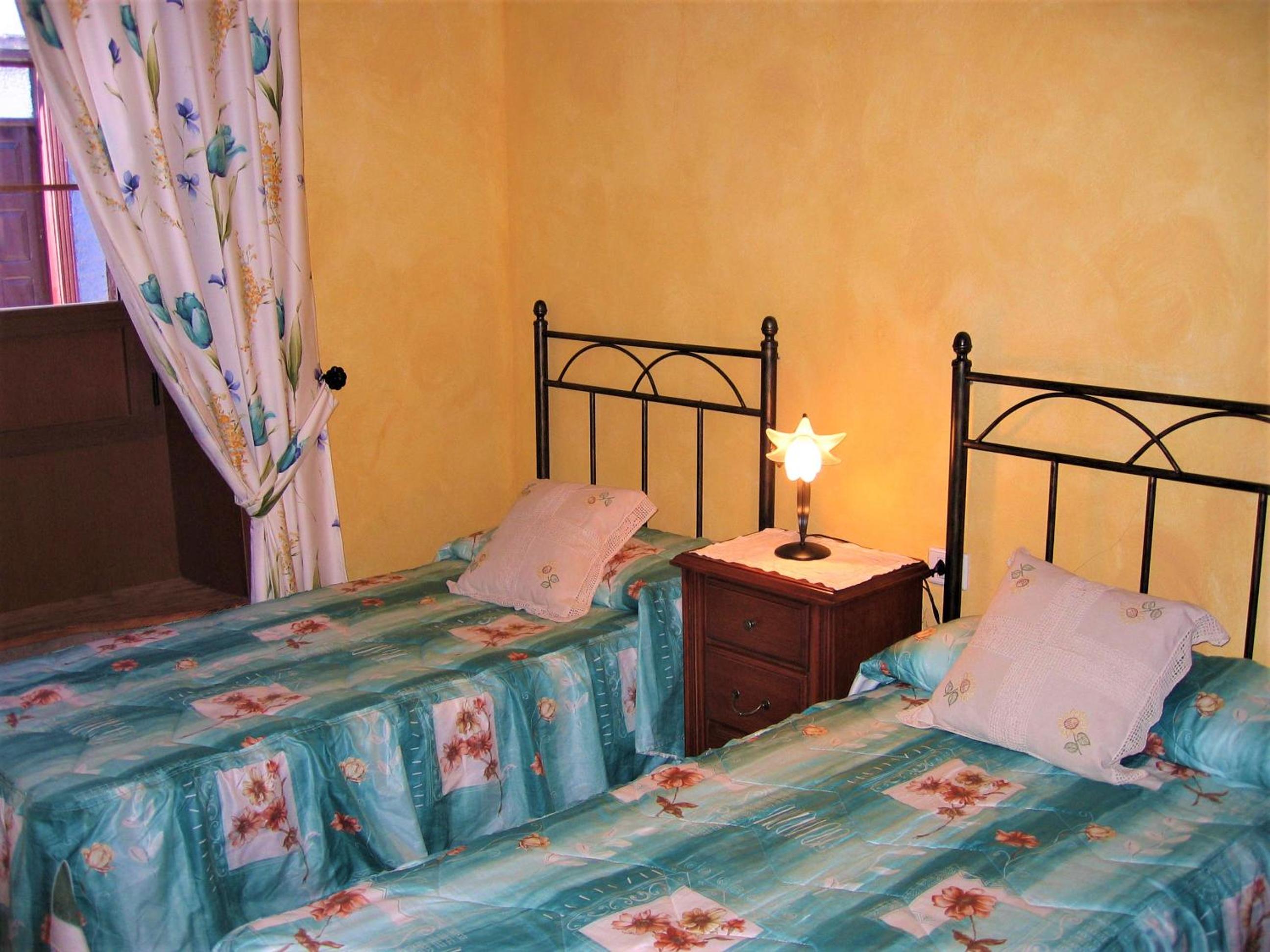 Two-Bedroom Townhouse - Photo 5