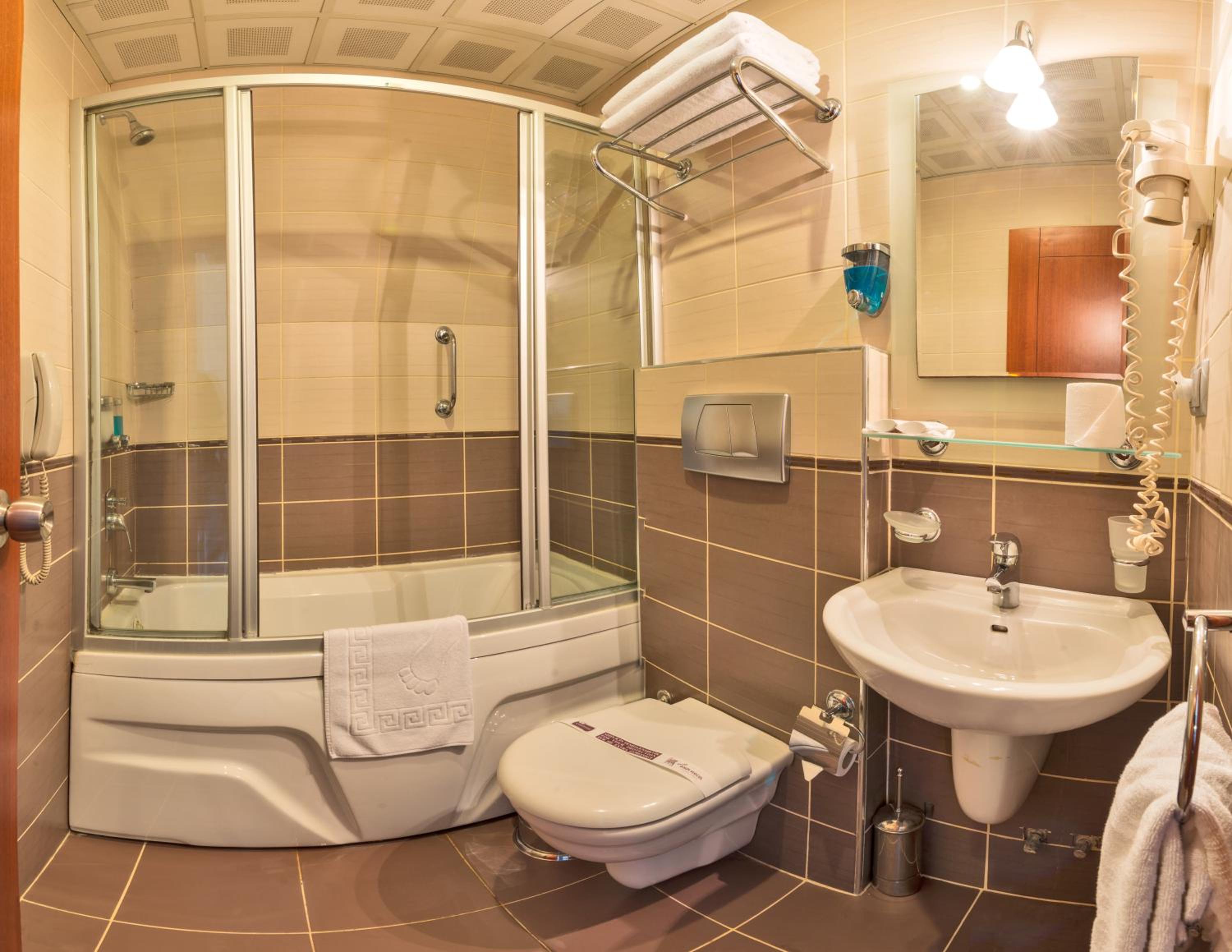 Standard Double or Twin Room photo 2