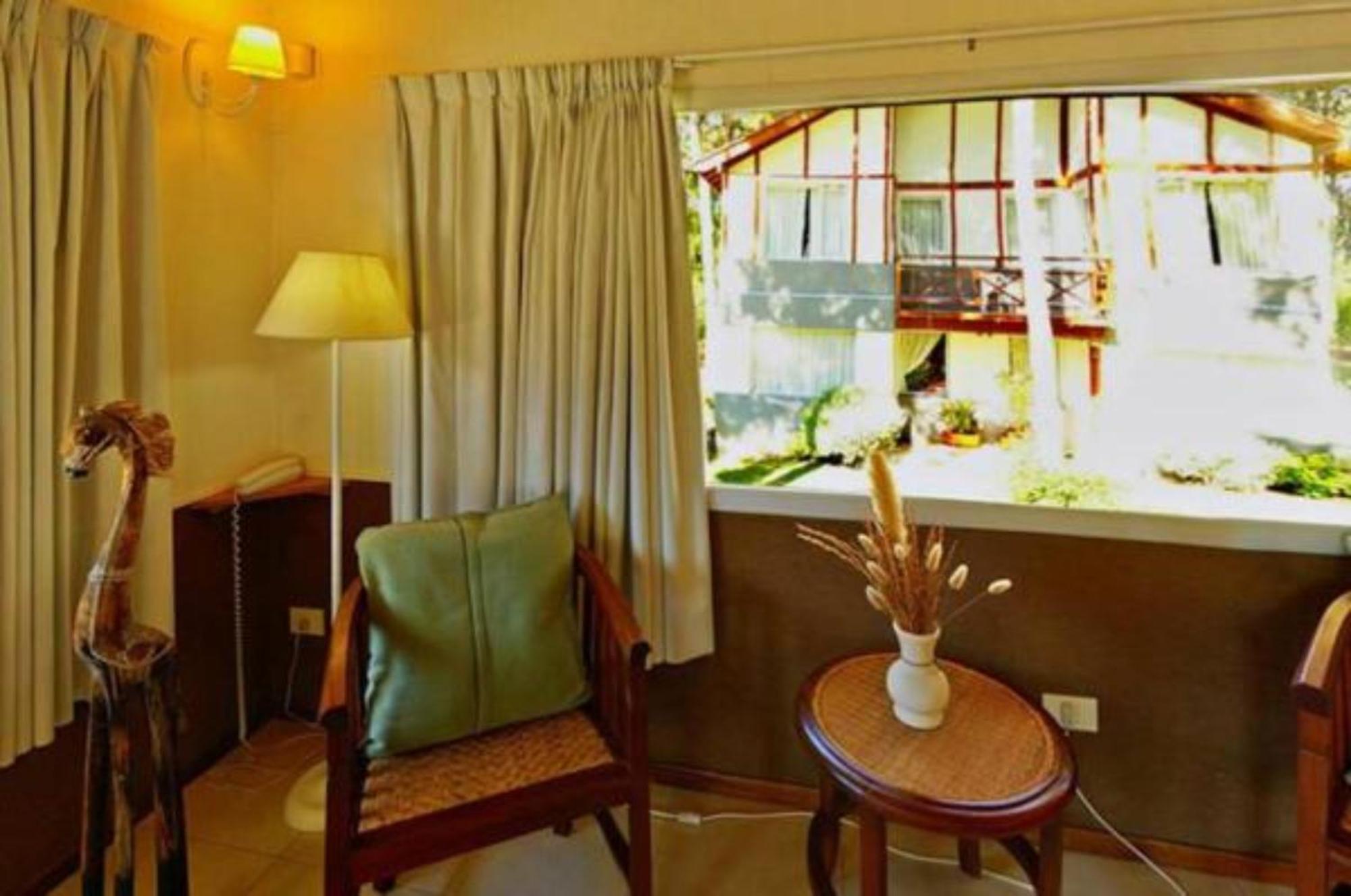Deluxe Double Room With Balcony photo 2