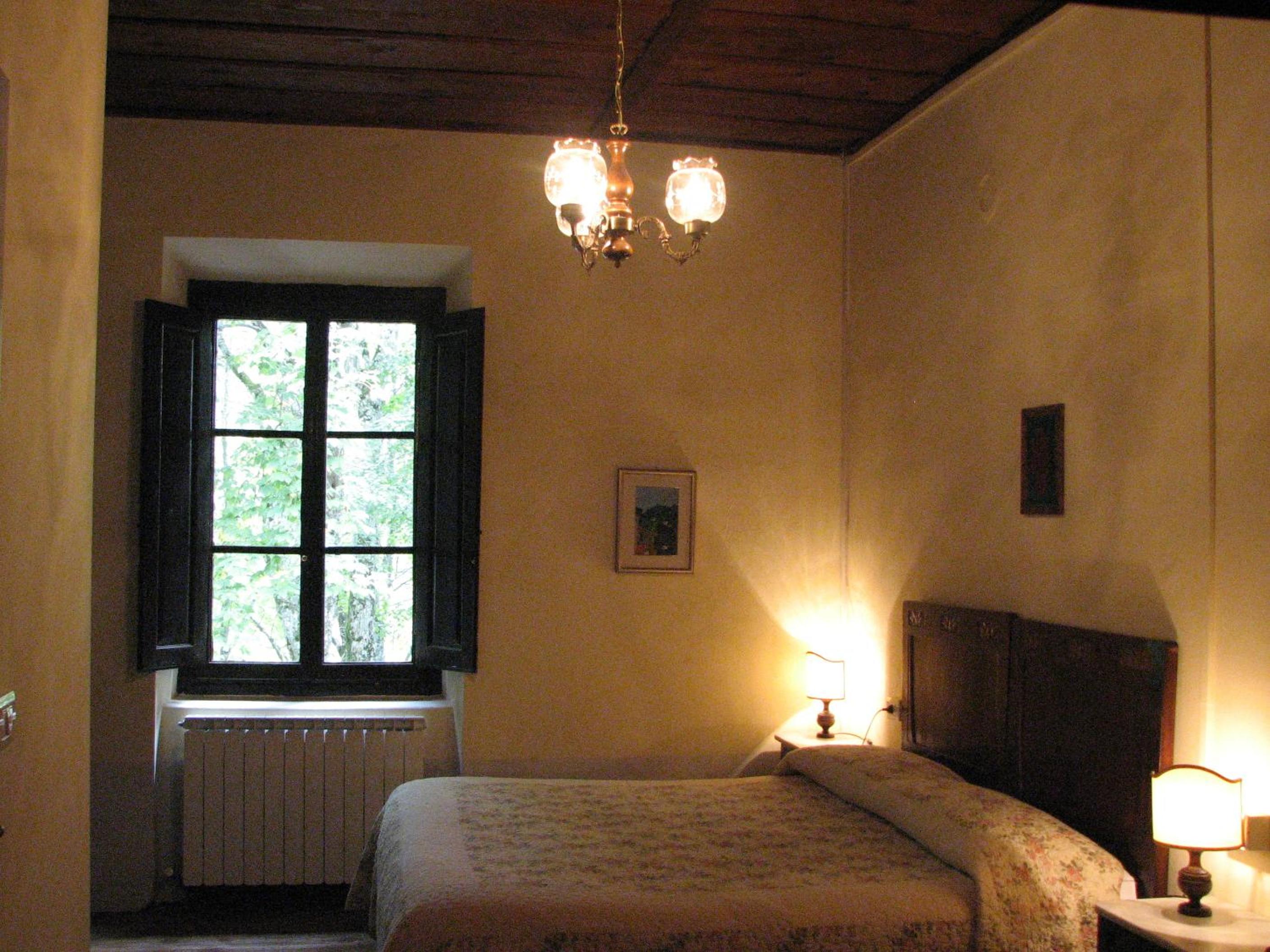 Double Room - Photo 9