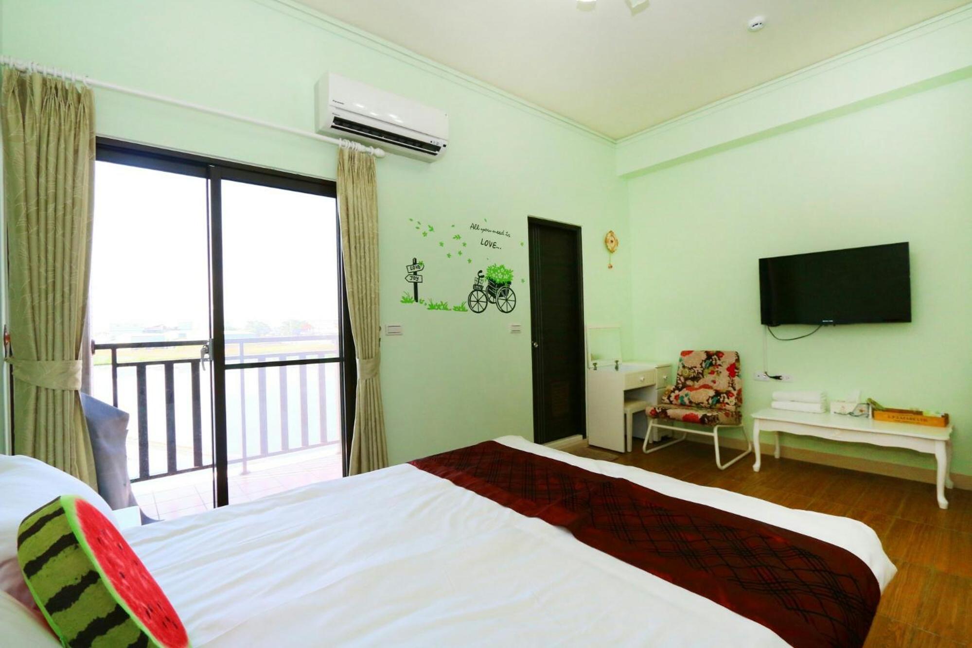 Double Room with Private Bathroom photo 3