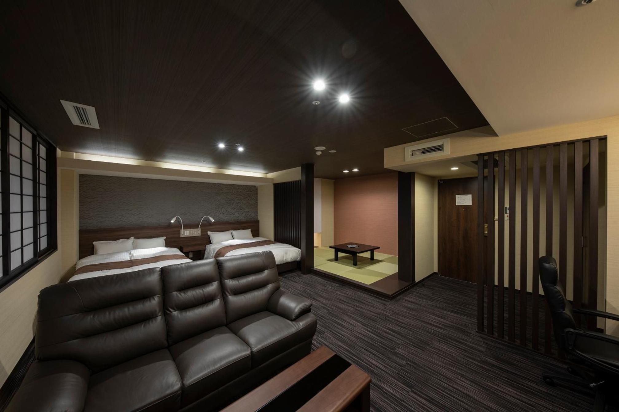 Superior Quadruple Room with Tatami Area - Non-Smoking - Photo 2