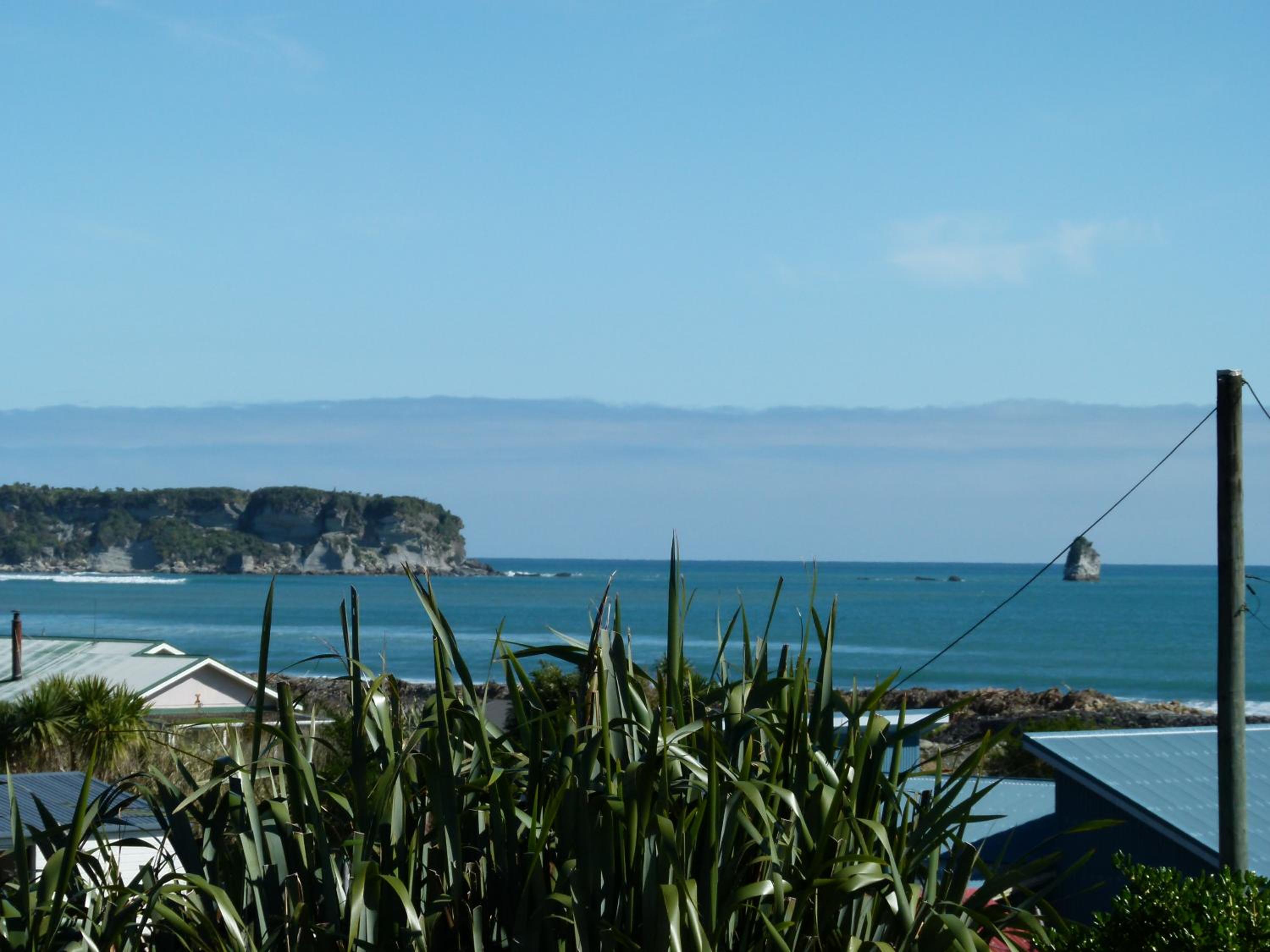Family Room with Sea View - Photo 2