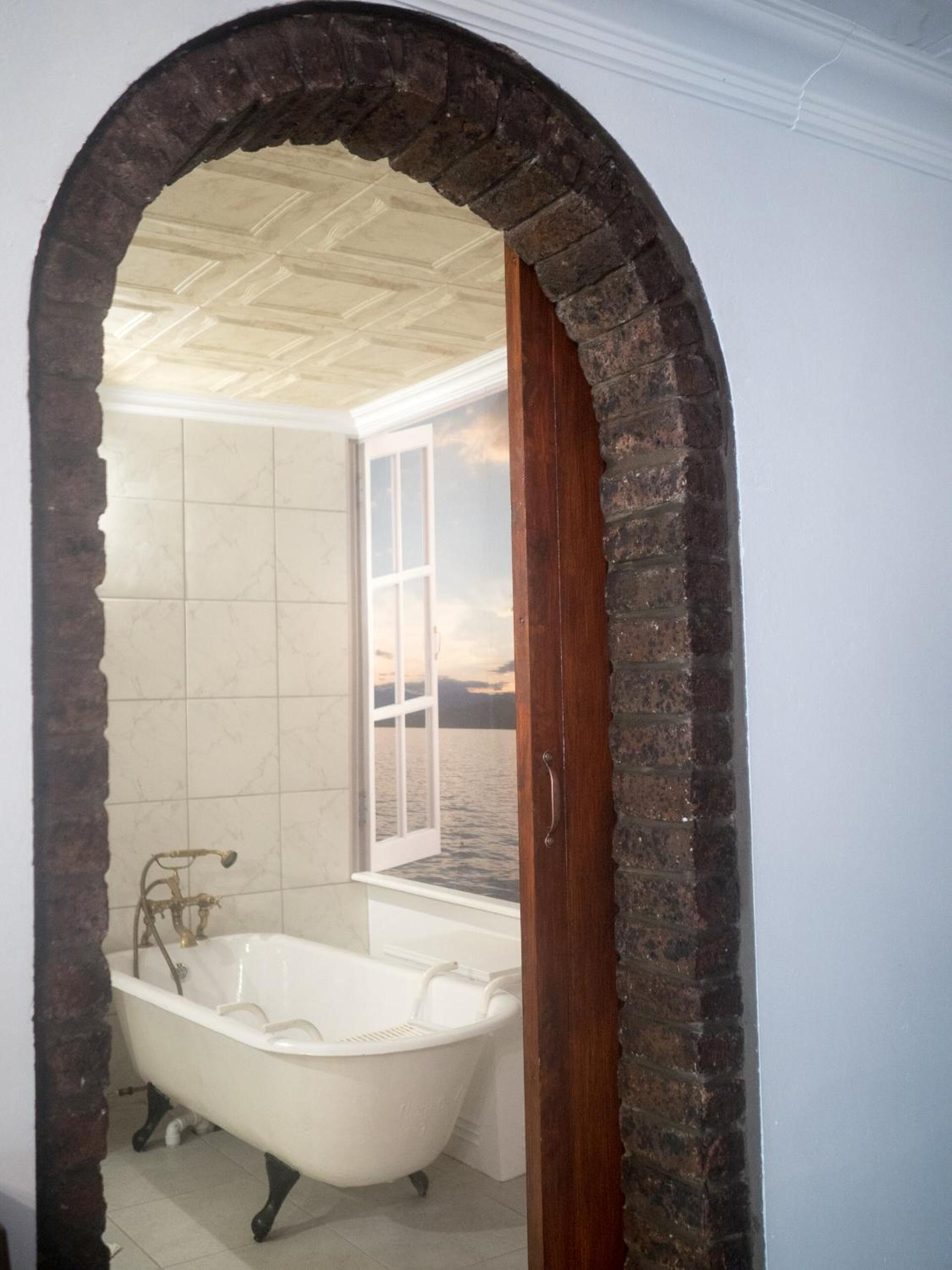 Deluxe Family Suite photo 3