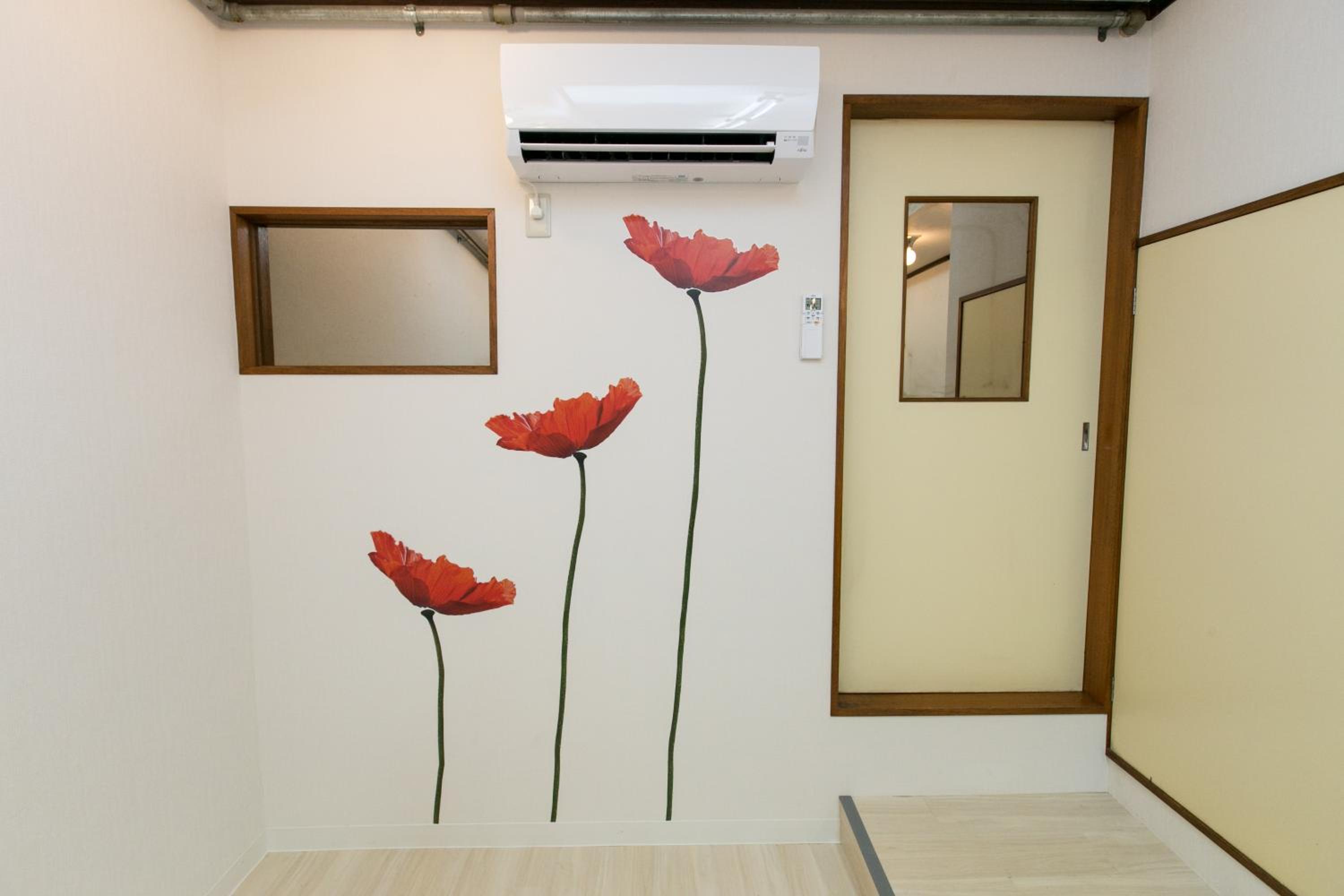 Apartment photo 1