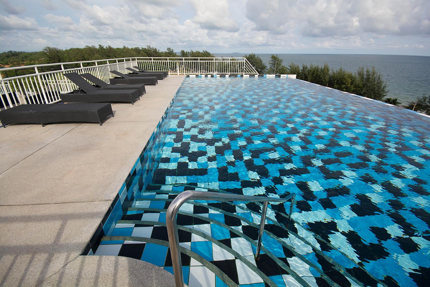 Apartment with Sea View - Photo 34