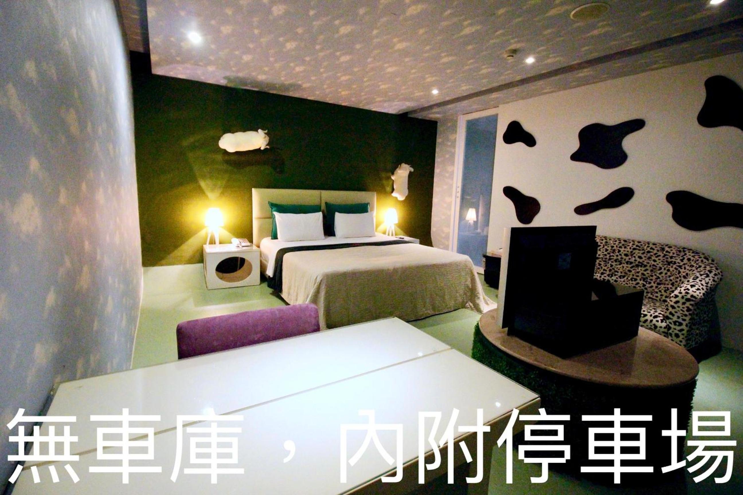 Economy Double Room - Photo 7