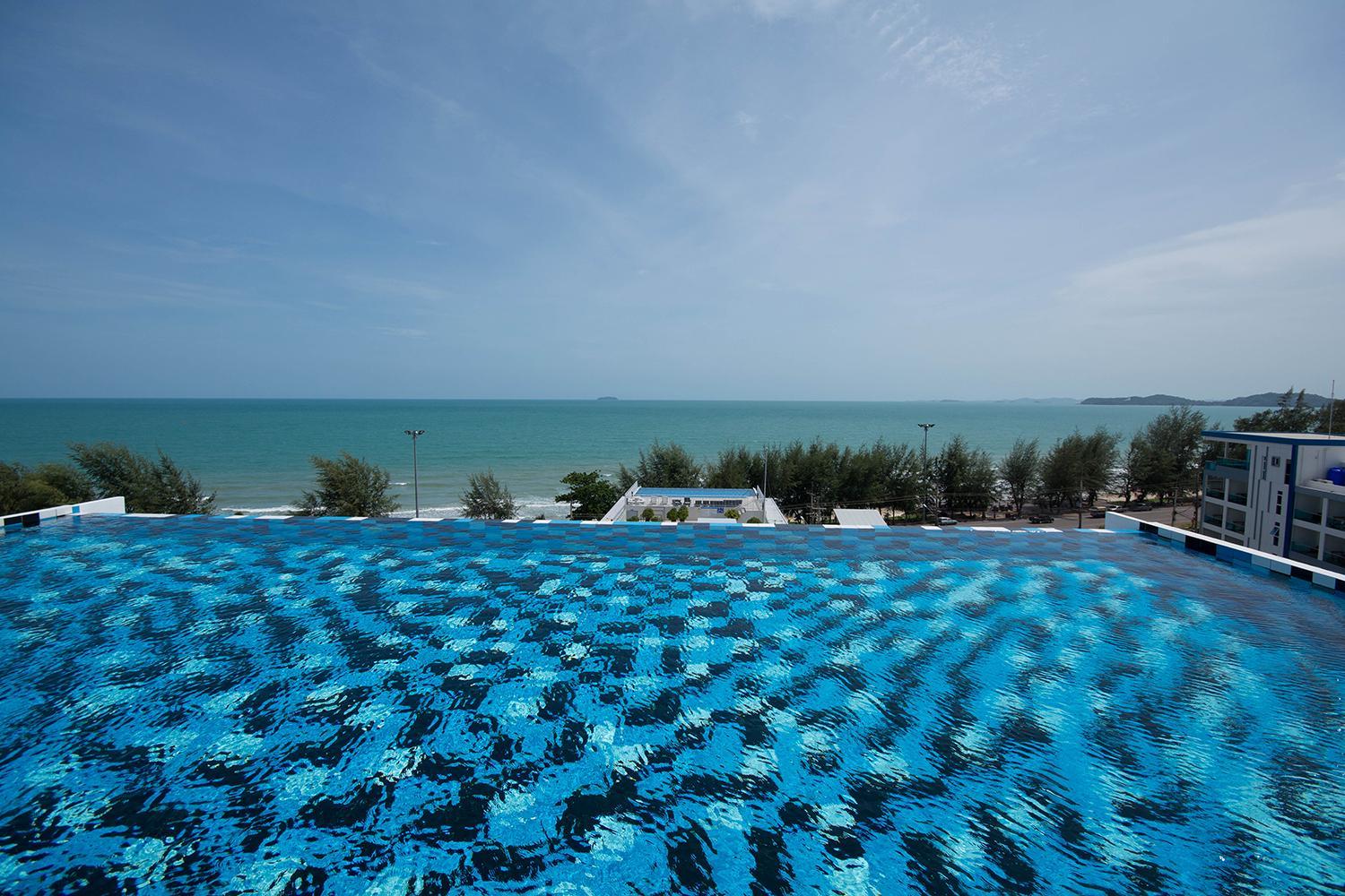 Apartment with Sea View - Photo 43