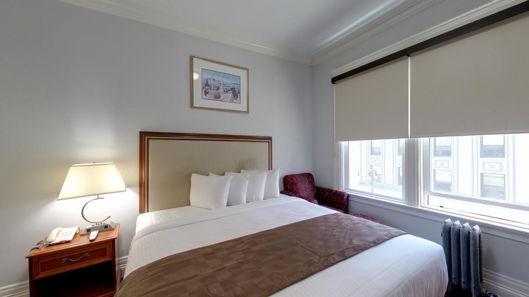 Warfield Hotel — photo 86