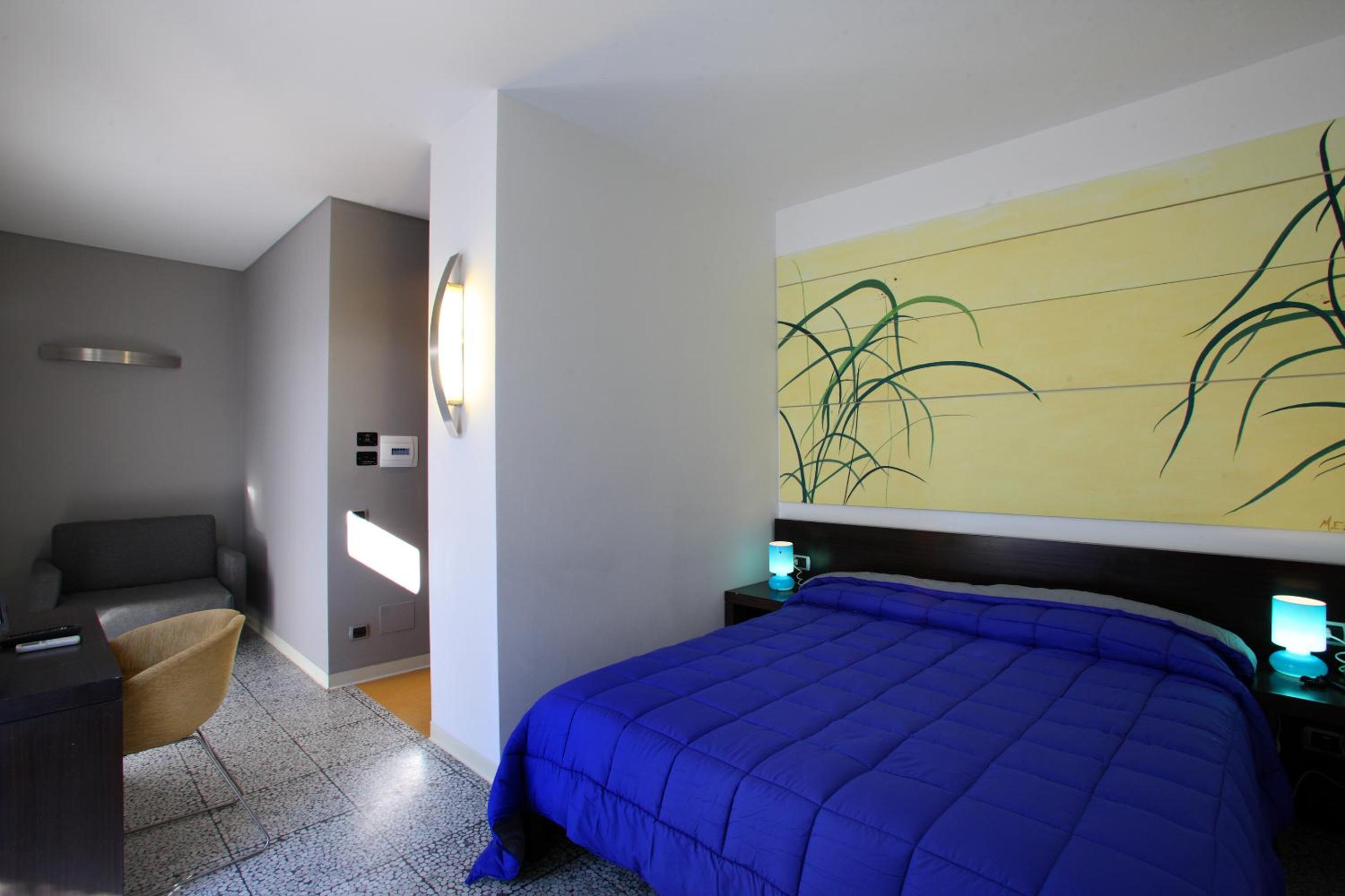 Double or Twin Room photo 1