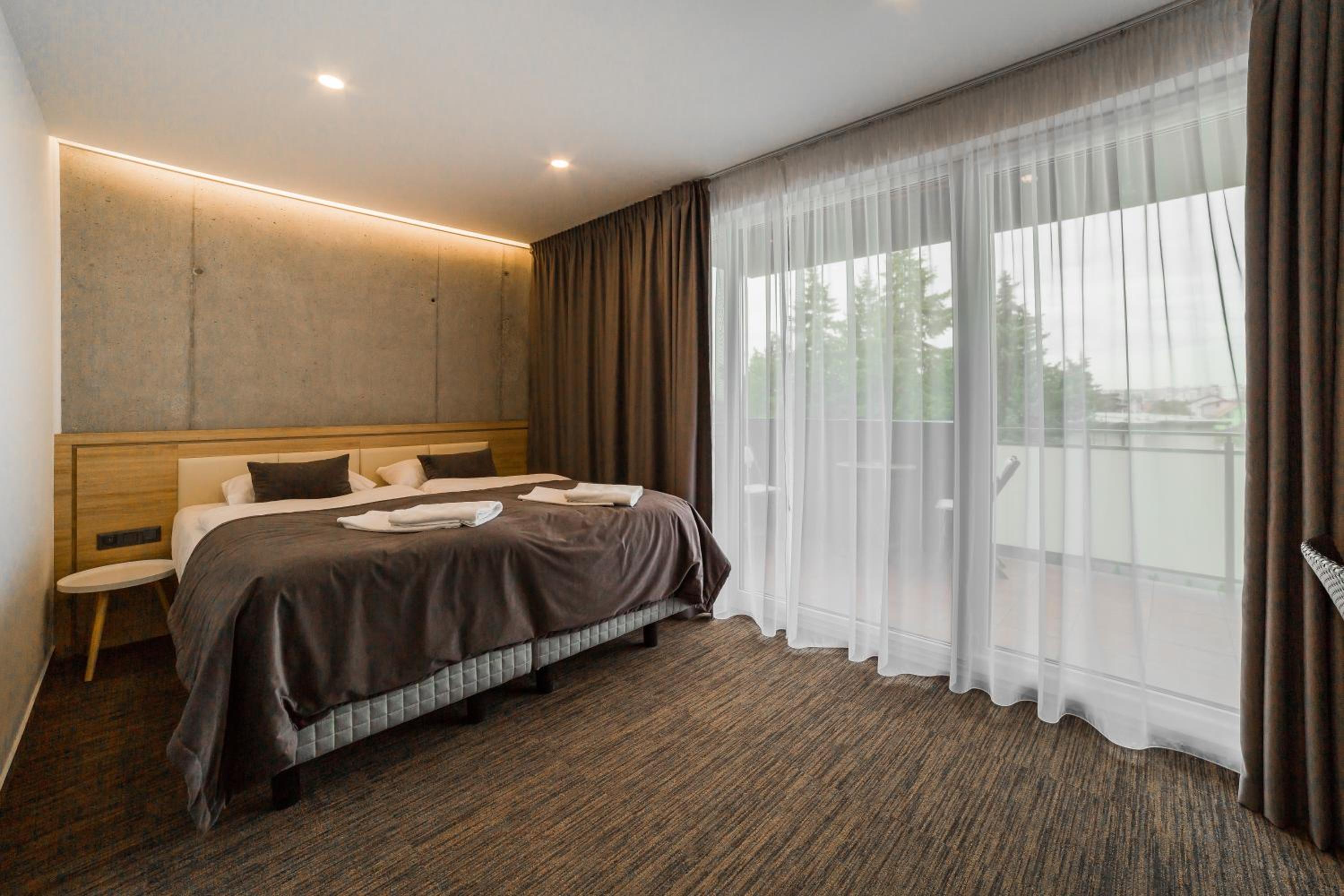 Deluxe Double Room with free Pool and Fitness photo 1