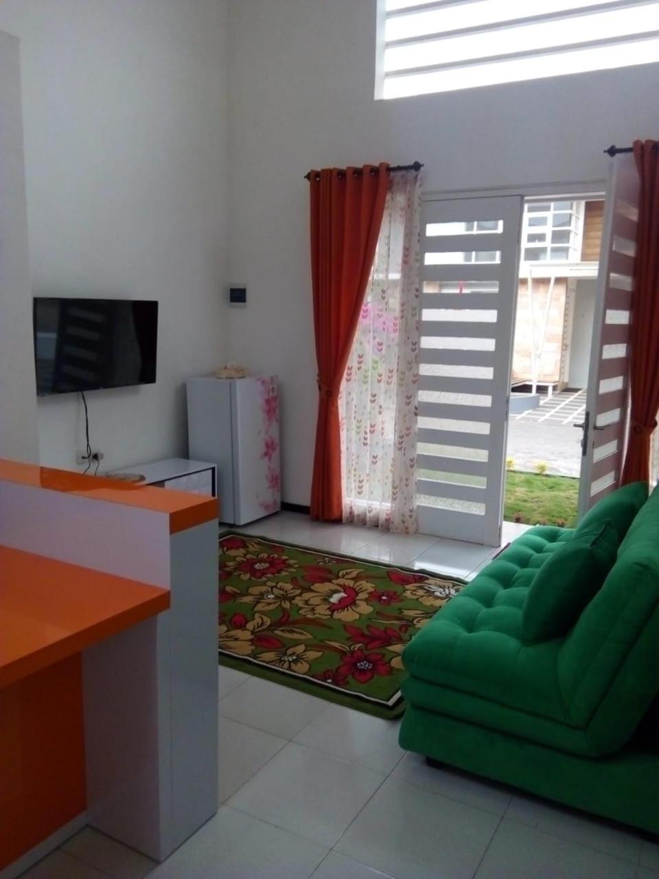 Two-Bedroom Villa - Photo 10