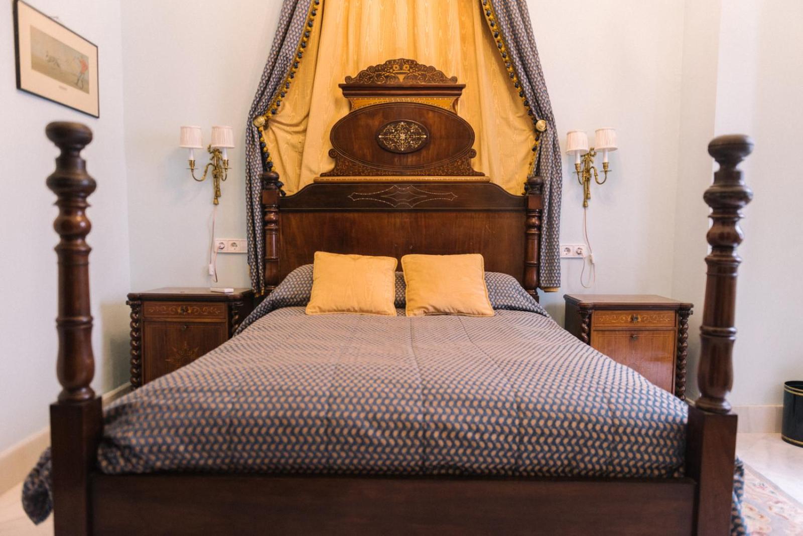 Double Room - Photo 2
