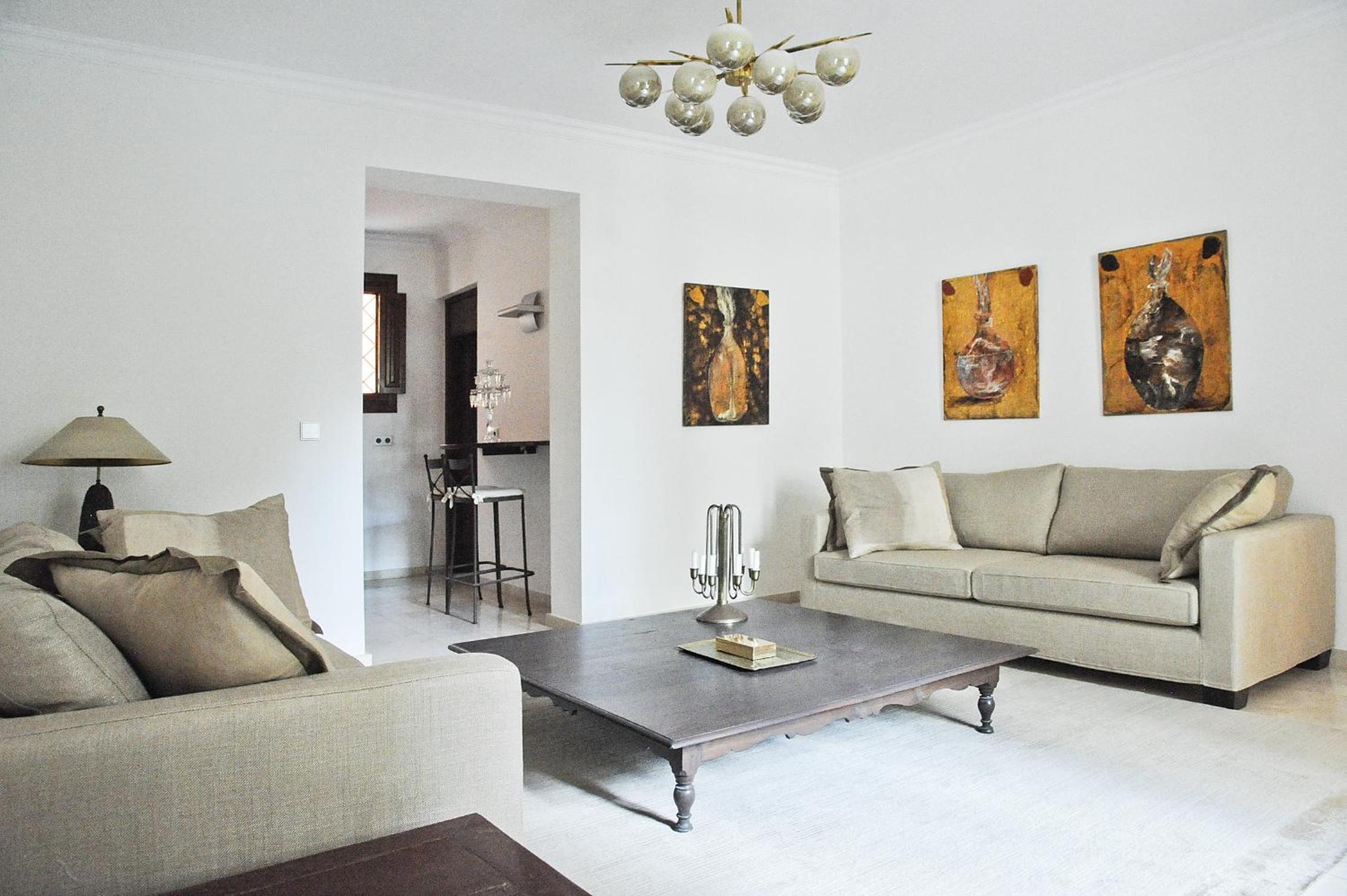Executive Suite - Photo 5