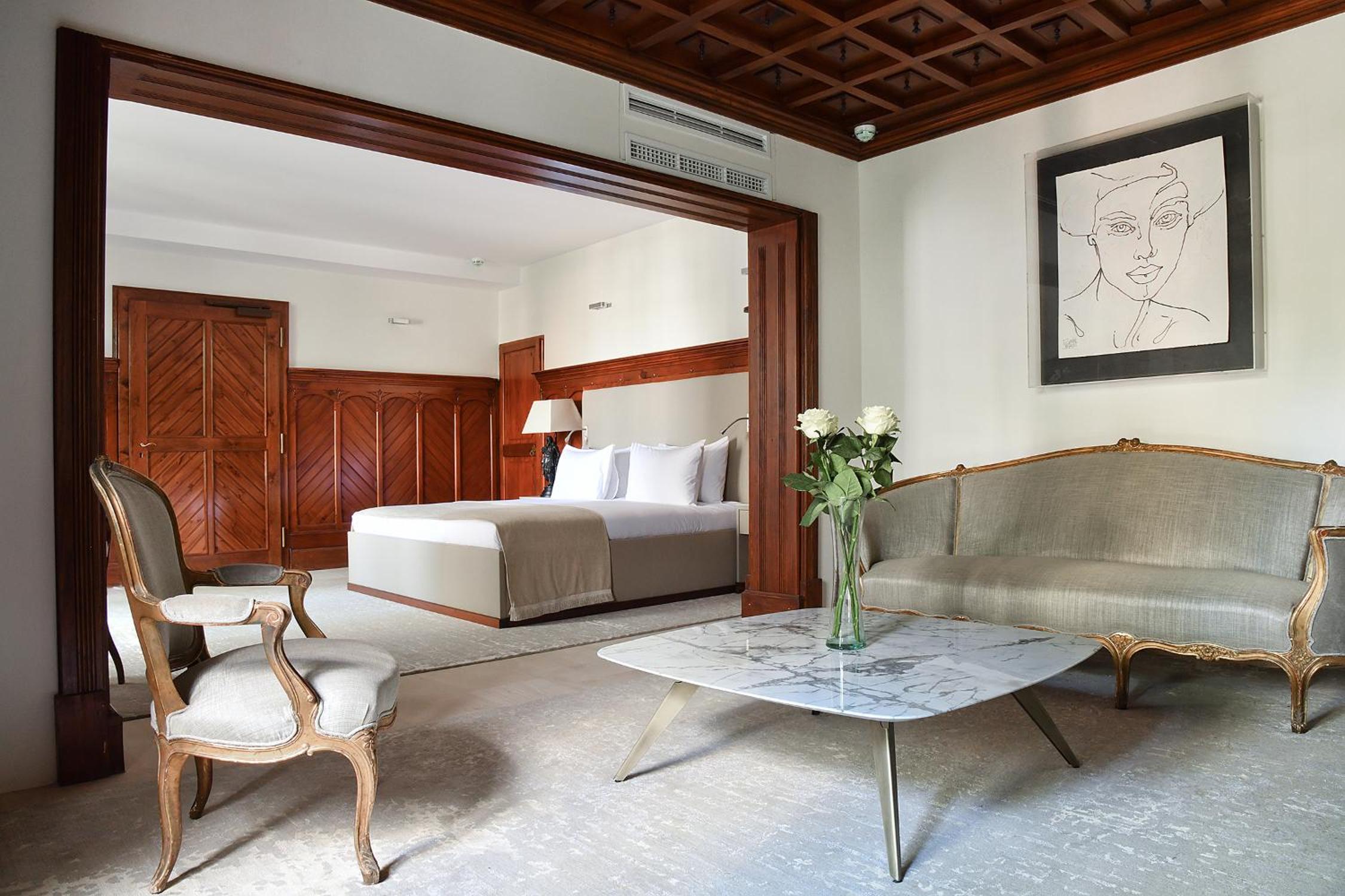 Superior Suite - Photo 1