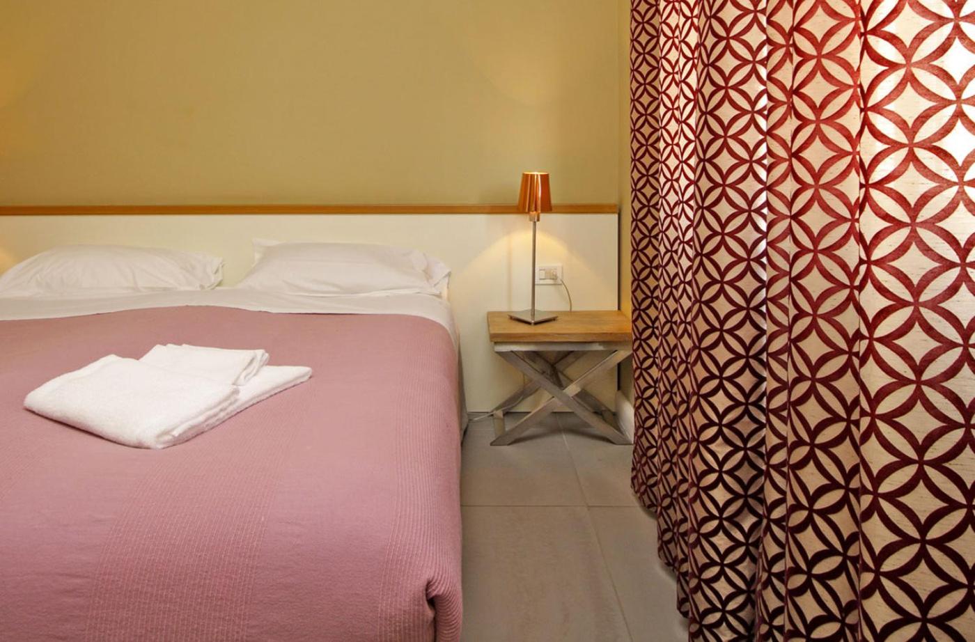 Standard Double or Twin Room photo 3