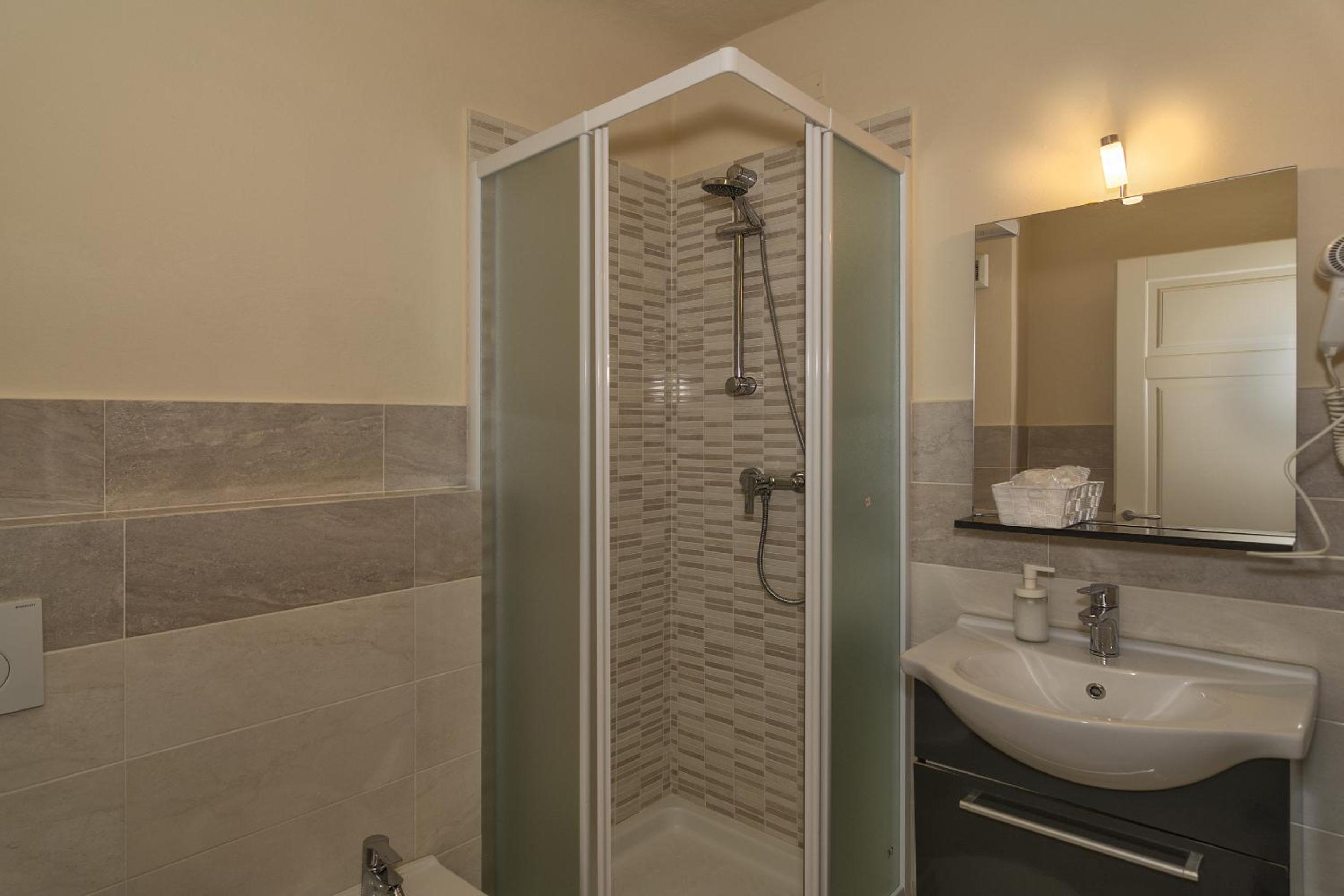 Two-Bedroom Suite photo 2
