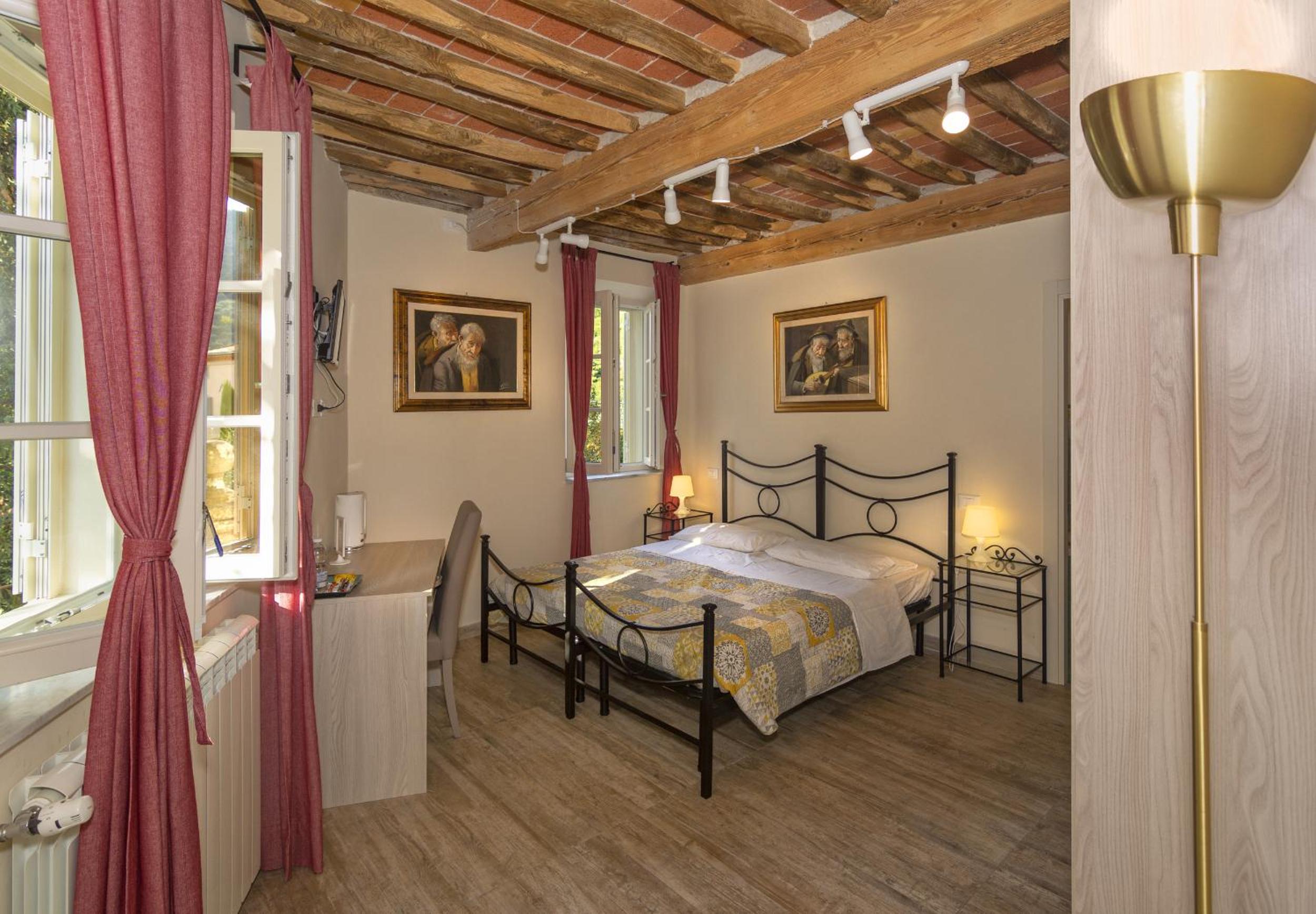 Double Room with Private Bathroom photo 1
