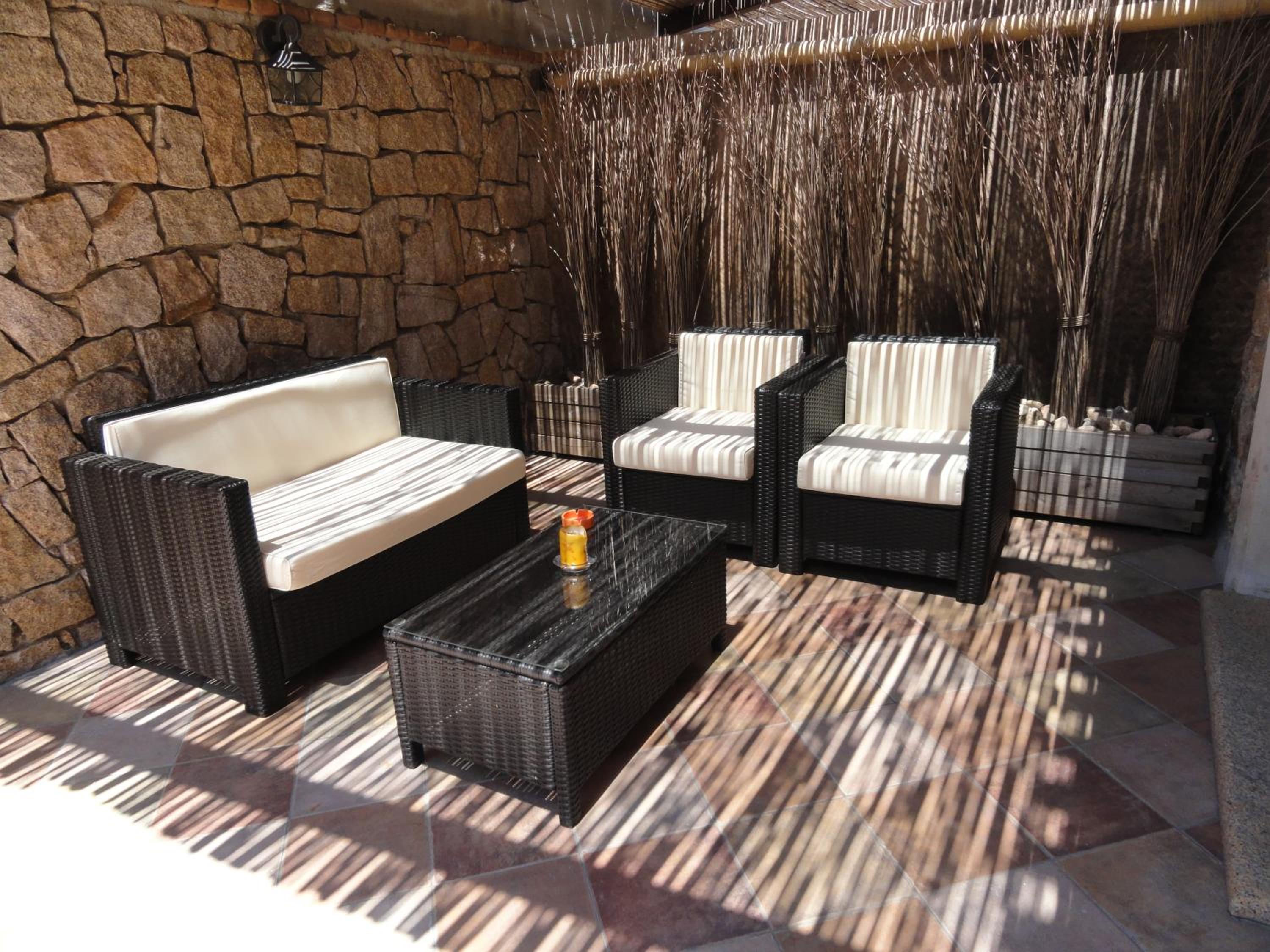 Deluxe Double Room with Terrace - Photo 8