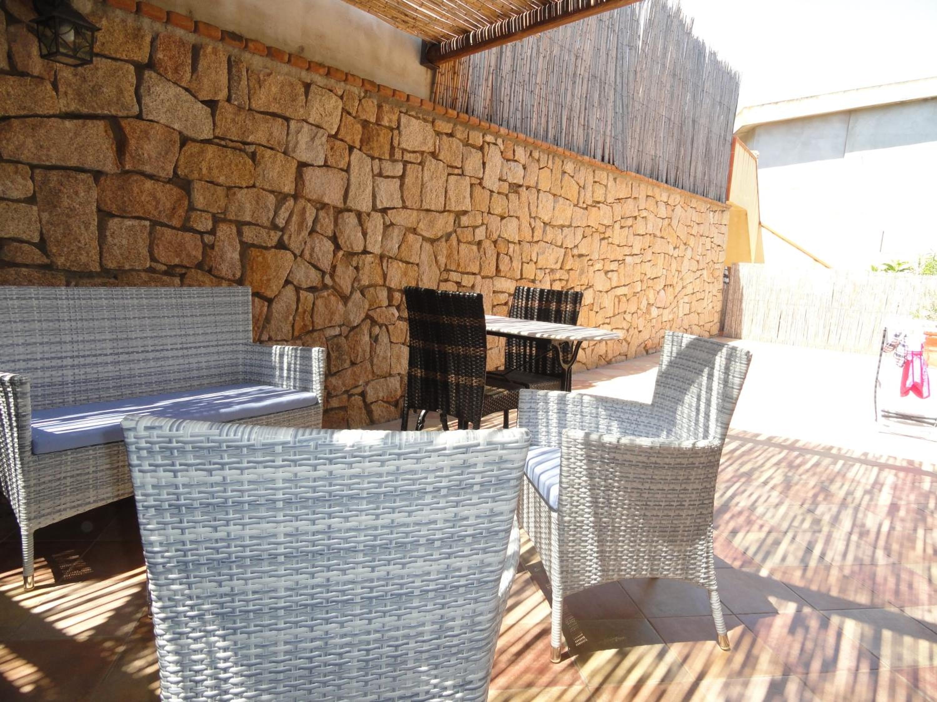 Deluxe Double Room with Terrace - Photo 4