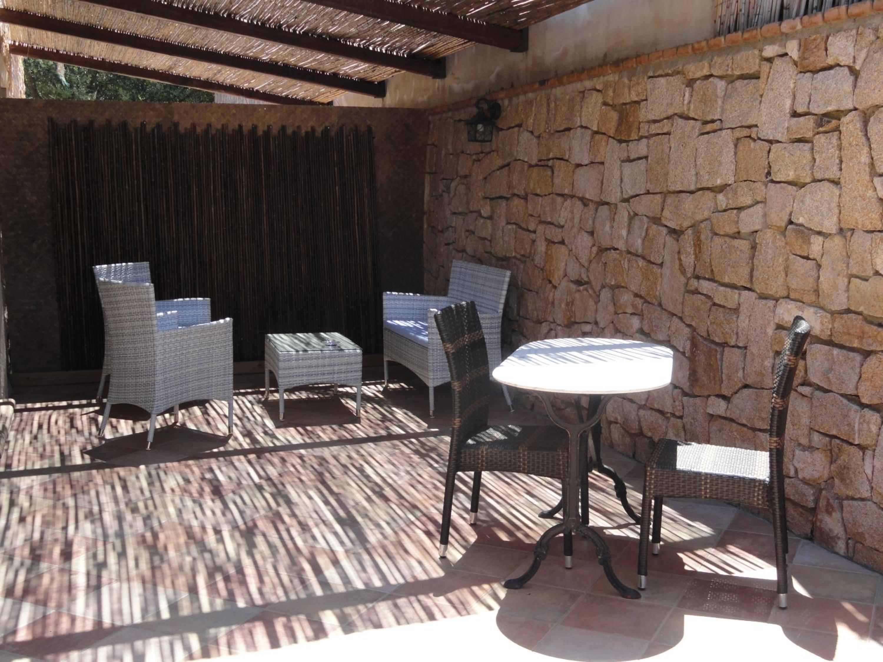 Deluxe Double Room with Terrace - Photo 5