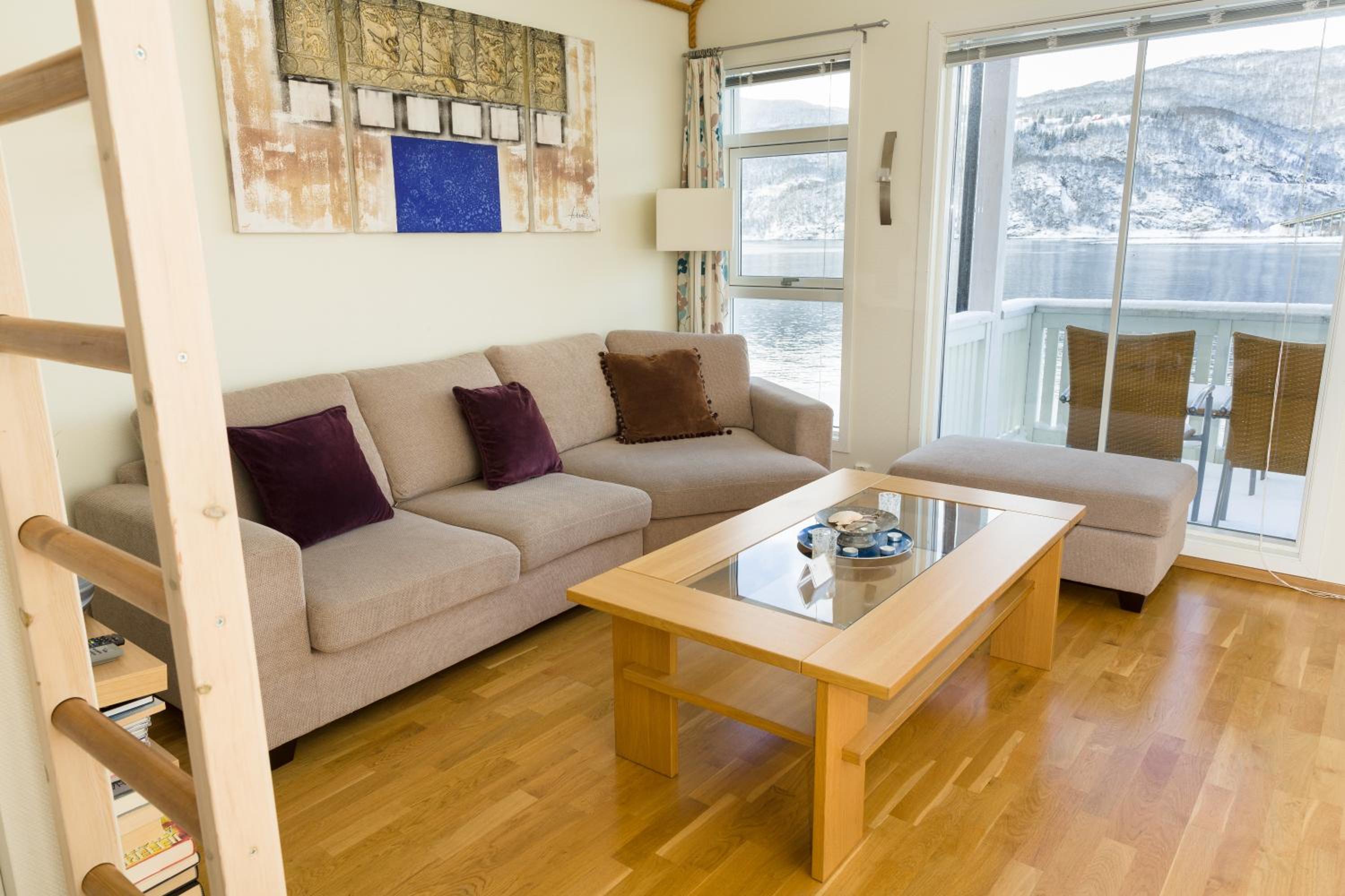 Two-Bedroom House photo 1