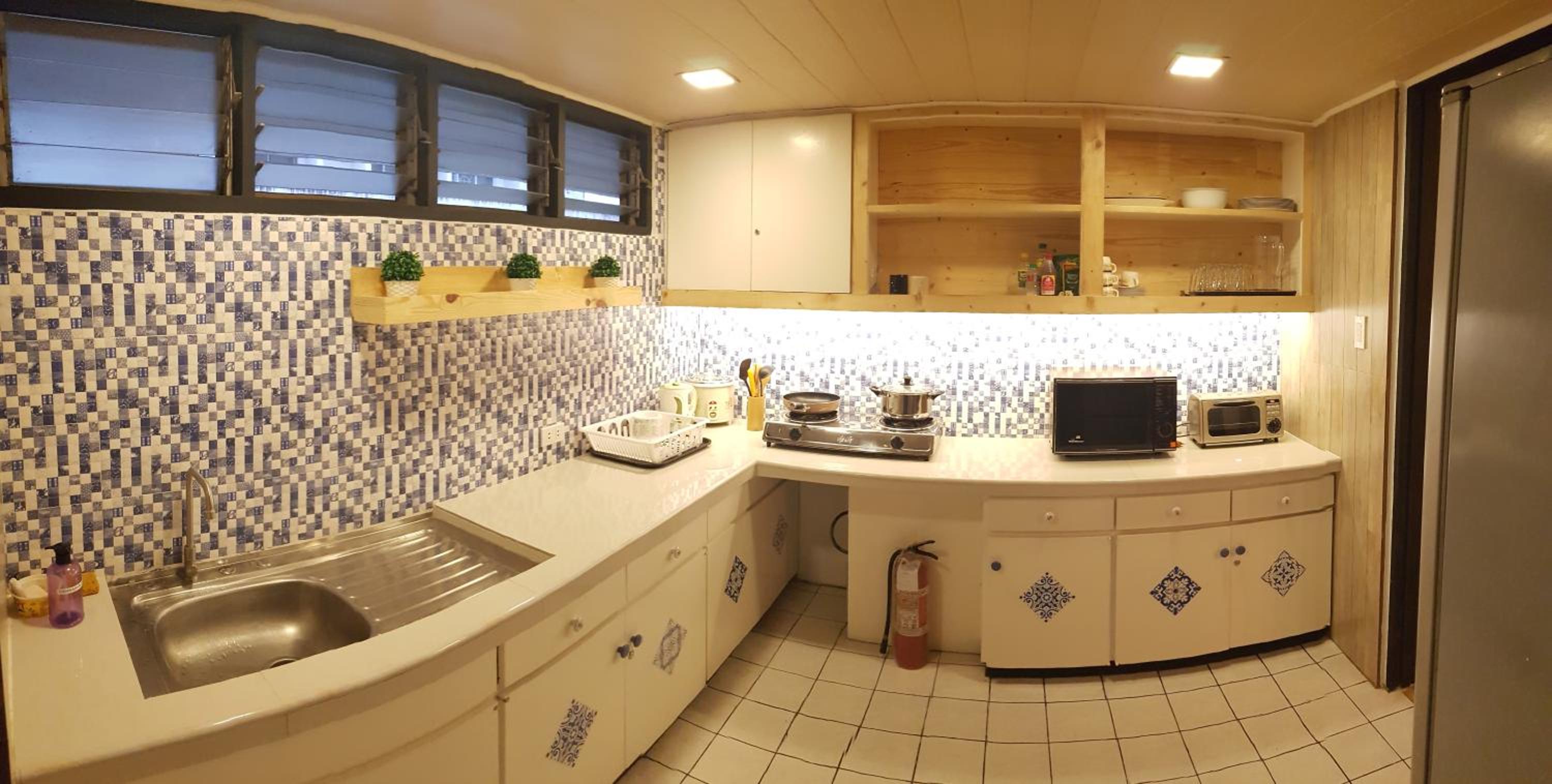Apartment - Photo 2