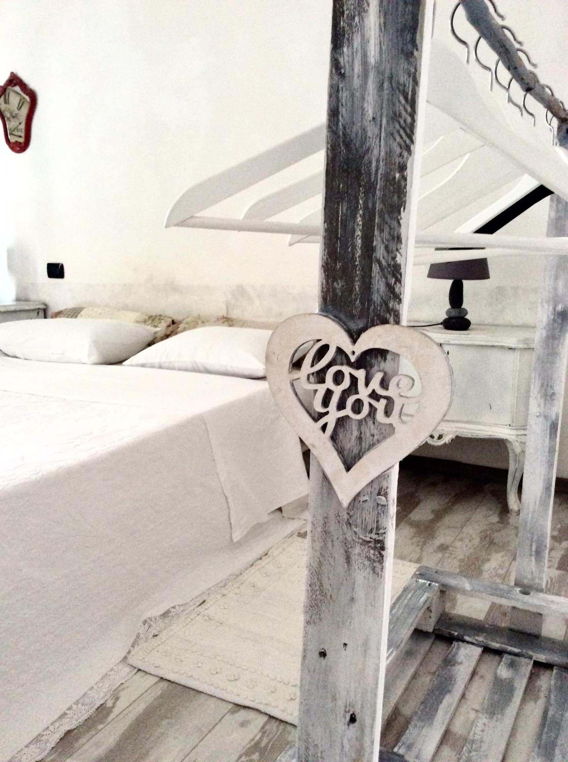 Double Room with Shared Toilet