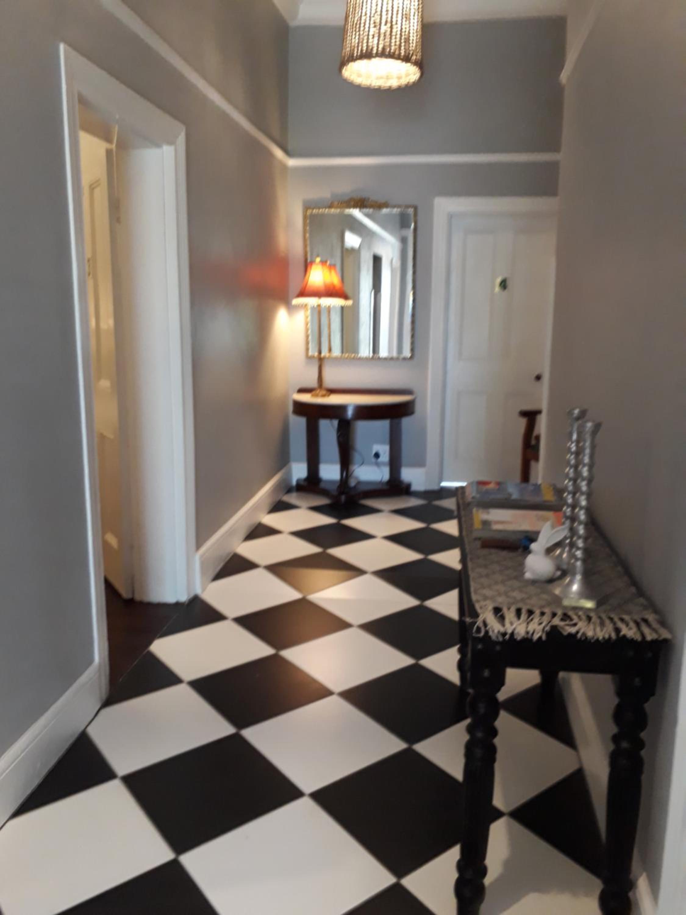 Family Room - Not Pet Friendly - Photo 23