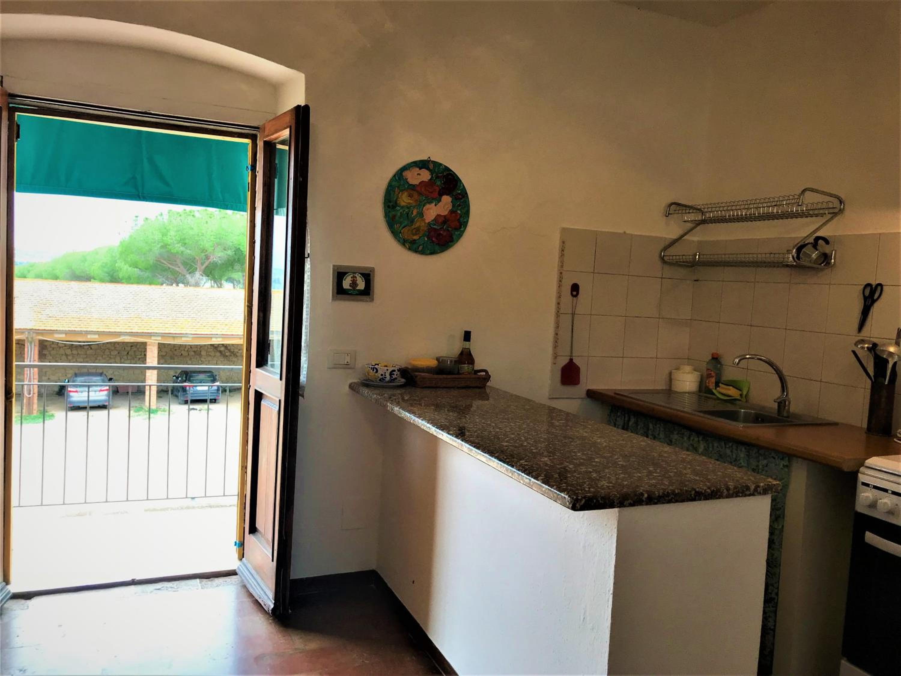 One-Bedroom Apartment with Balcony photo 3