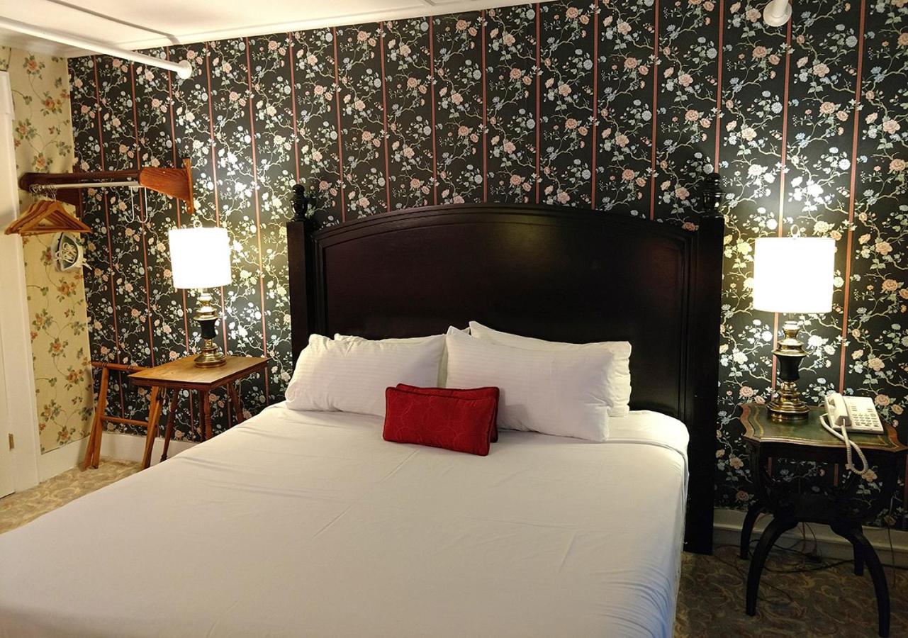Kitchenette Room - Photo 4