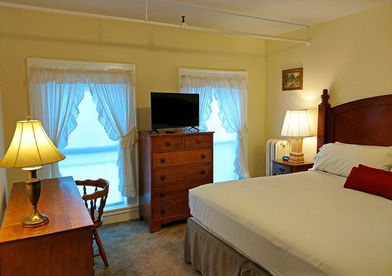 Kitchenette Room - Photo 3