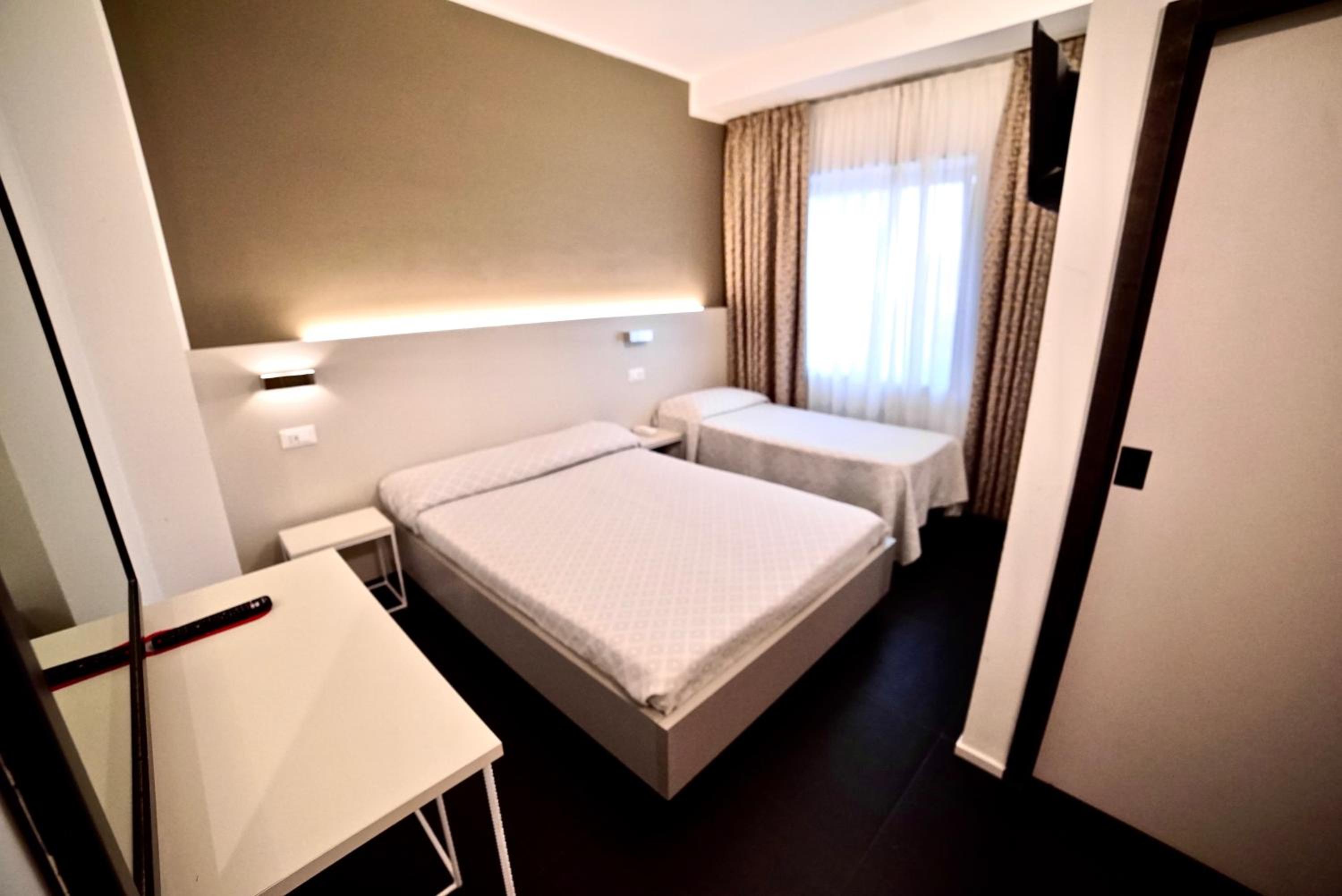 Triple Room - Photo 3