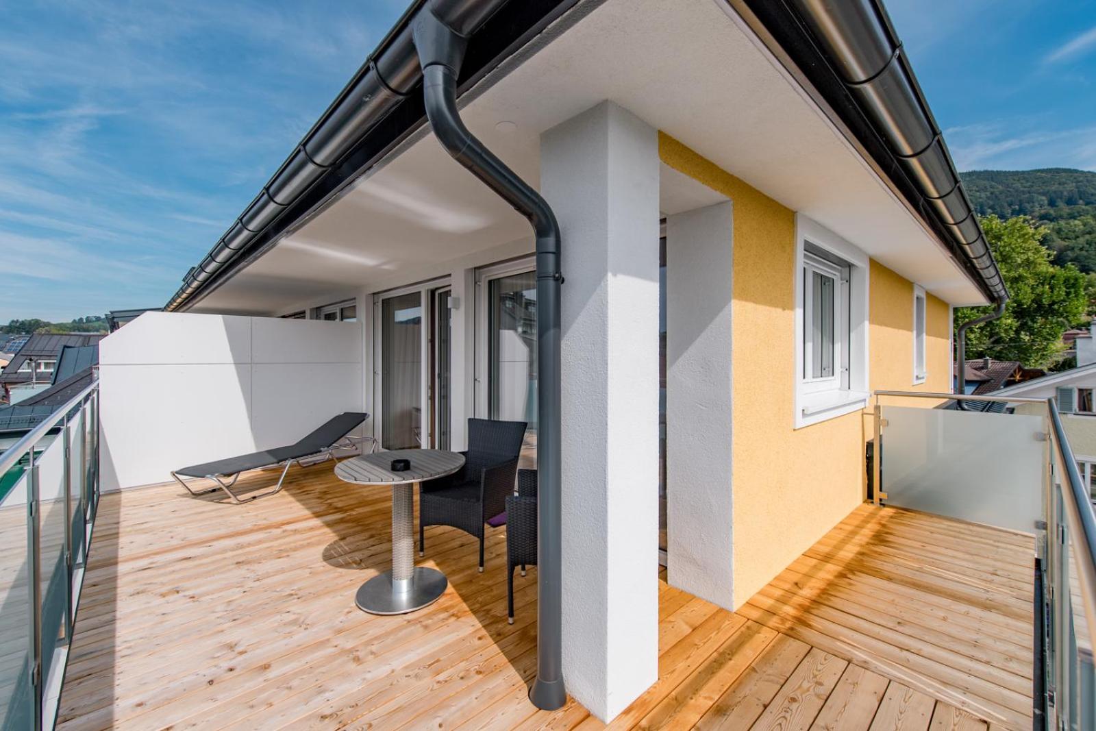Deluxe Double Room with Terrace - Photo 8