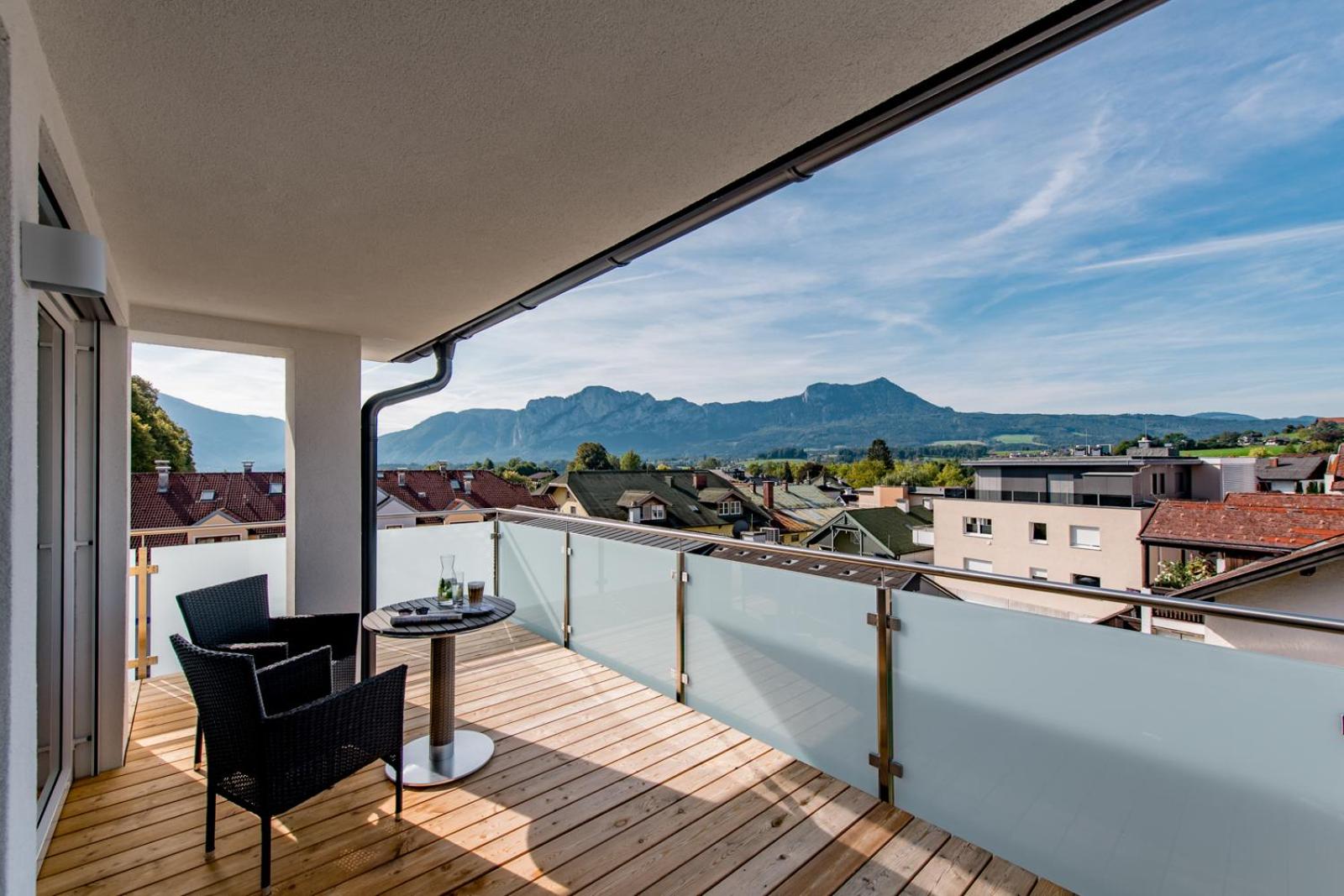Deluxe Double Room with Terrace - Photo 10