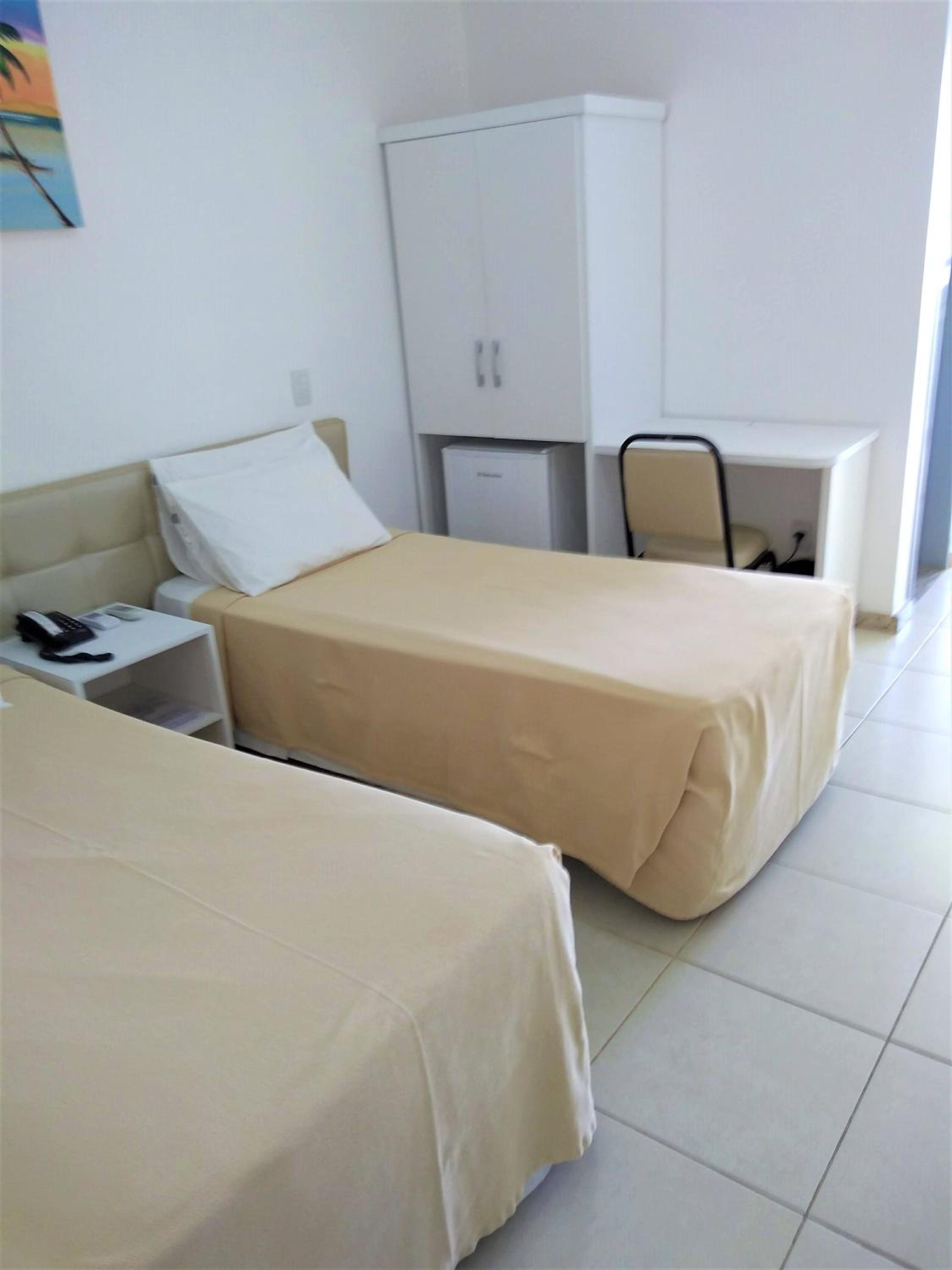 Standard Double or Twin Room - Photo 2