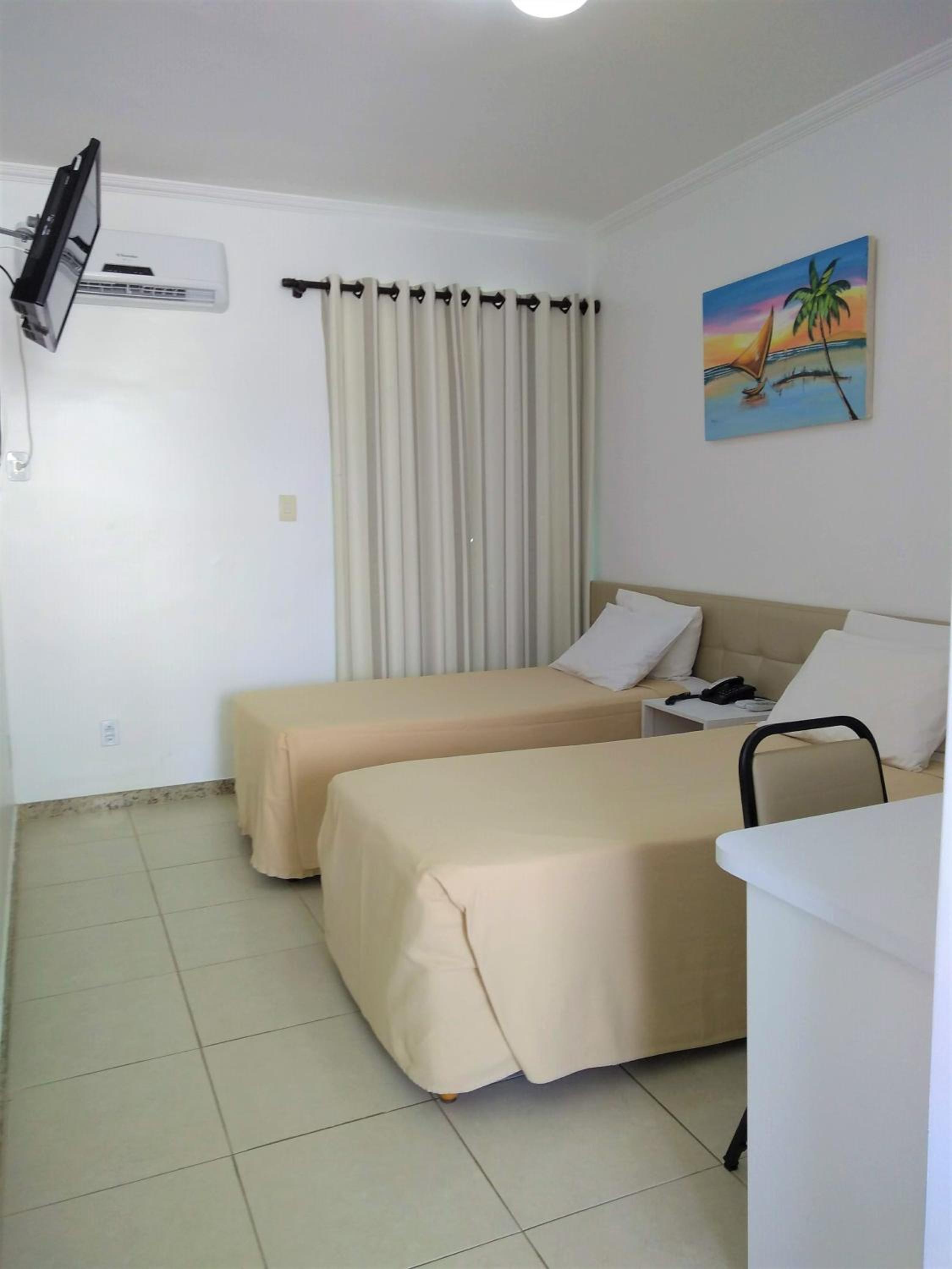 Standard Double or Twin Room - Photo 4