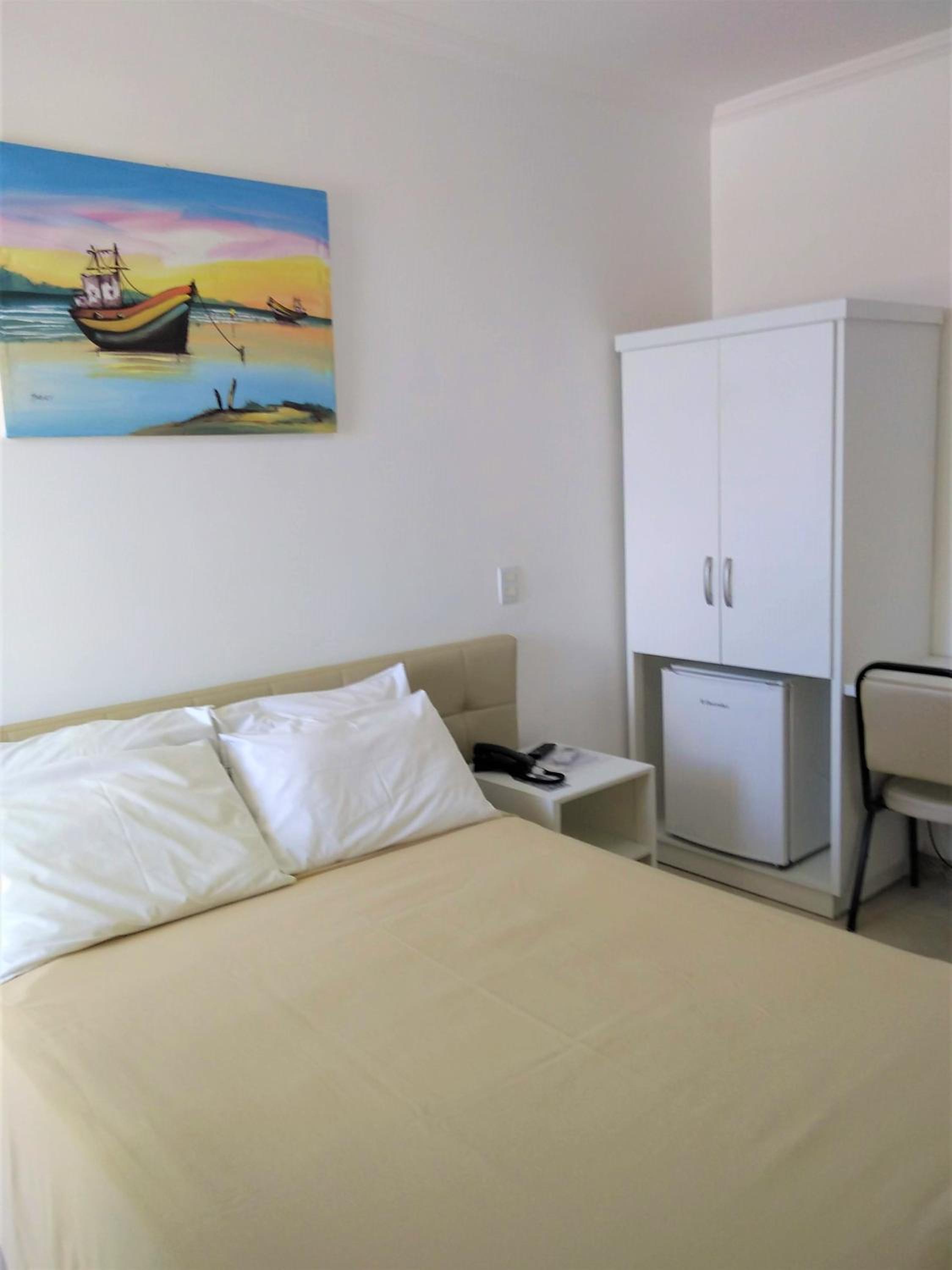 Standard Double Room - Photo 3